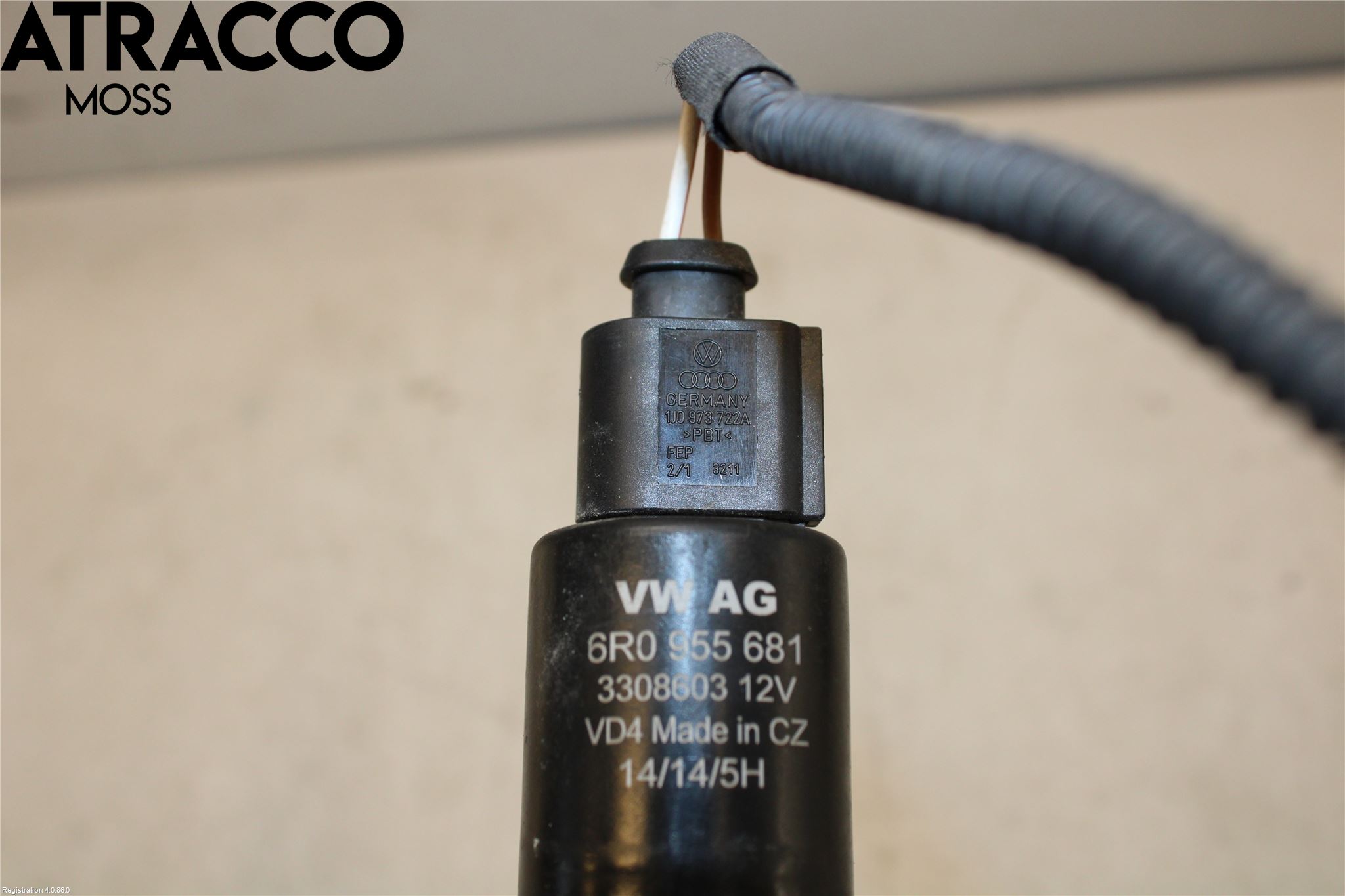 Volkswagen VW TIGUAN 07-16 Spylerpumpe Frontrute