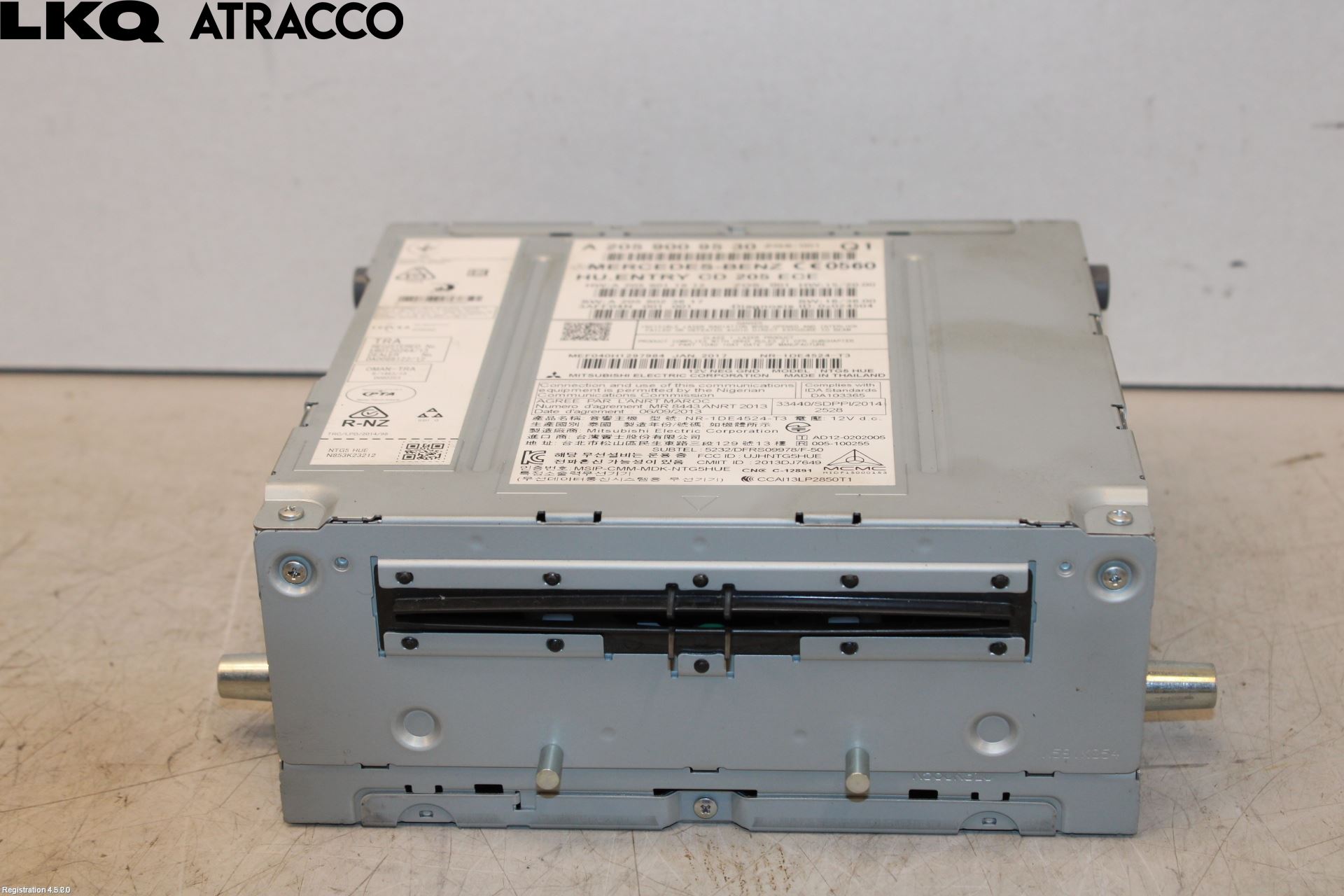 Mercedes-Benz MB C-KLASS (W205) 14-21 Stereo Radio Med Cd
