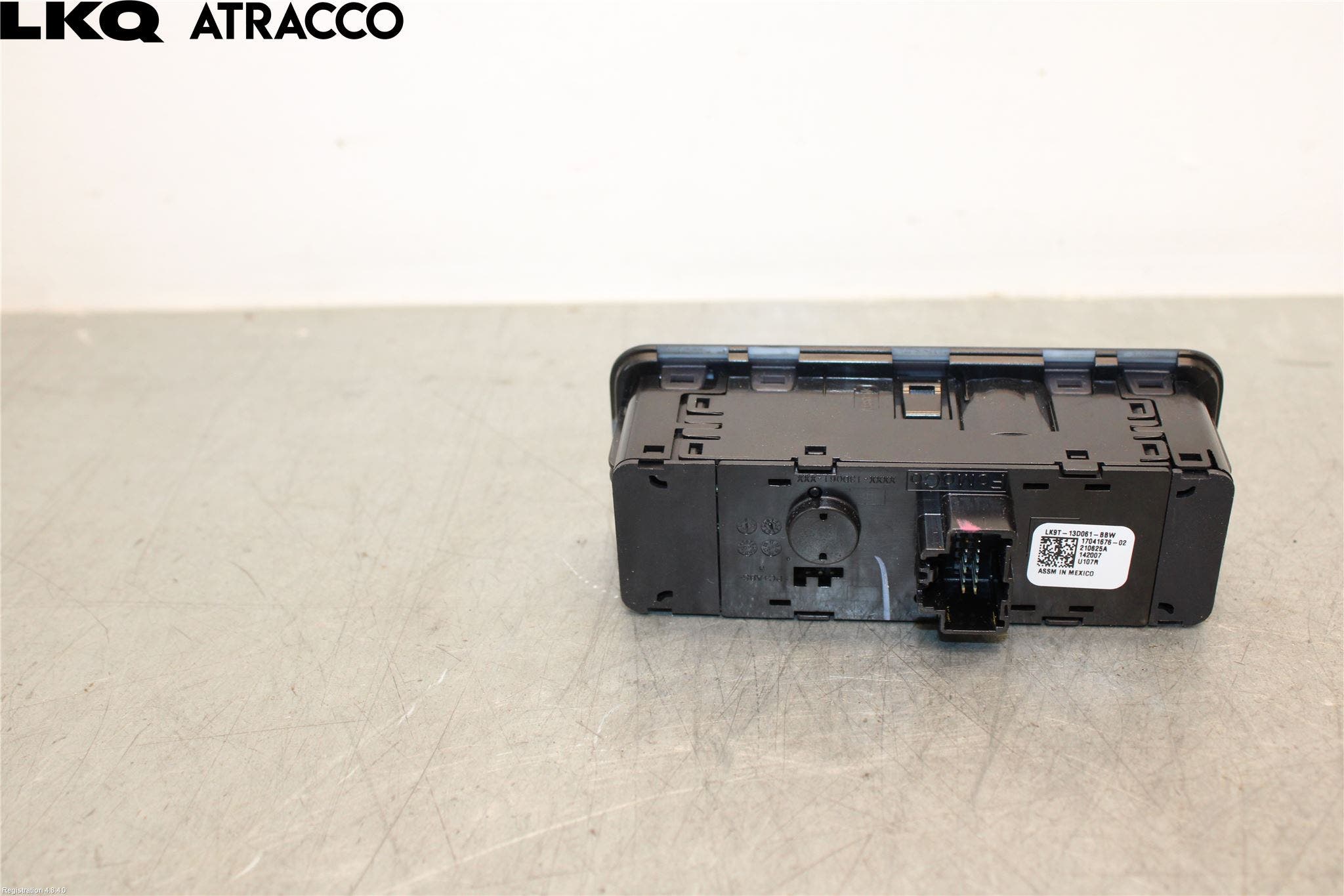 Ford MUSTANG Mach-E 21- Bryter Hovedlys