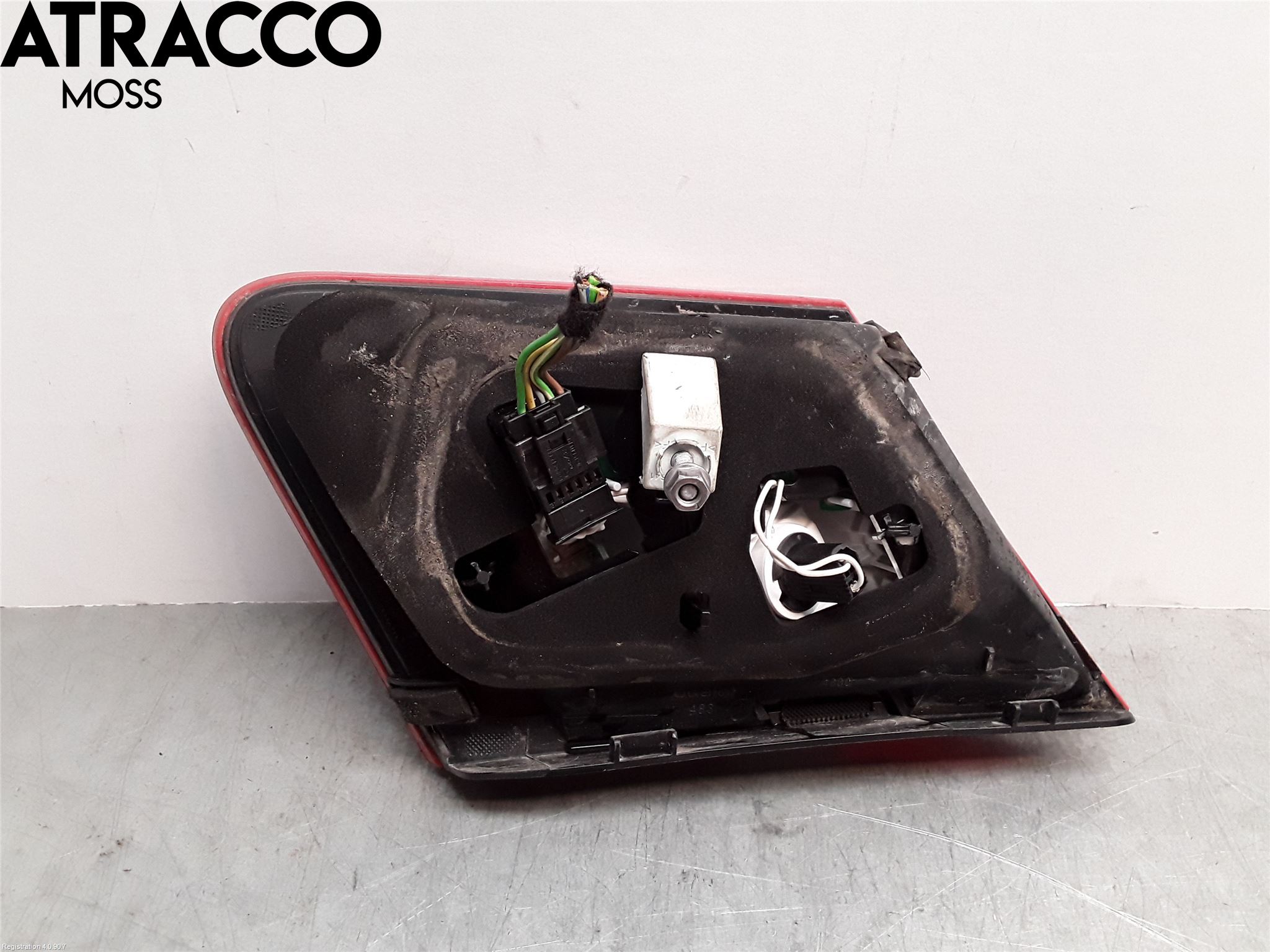 Mercedes-Benz MB E-KLASS (W212) 09-16 Baklykt Venstre  På Luke(Indre