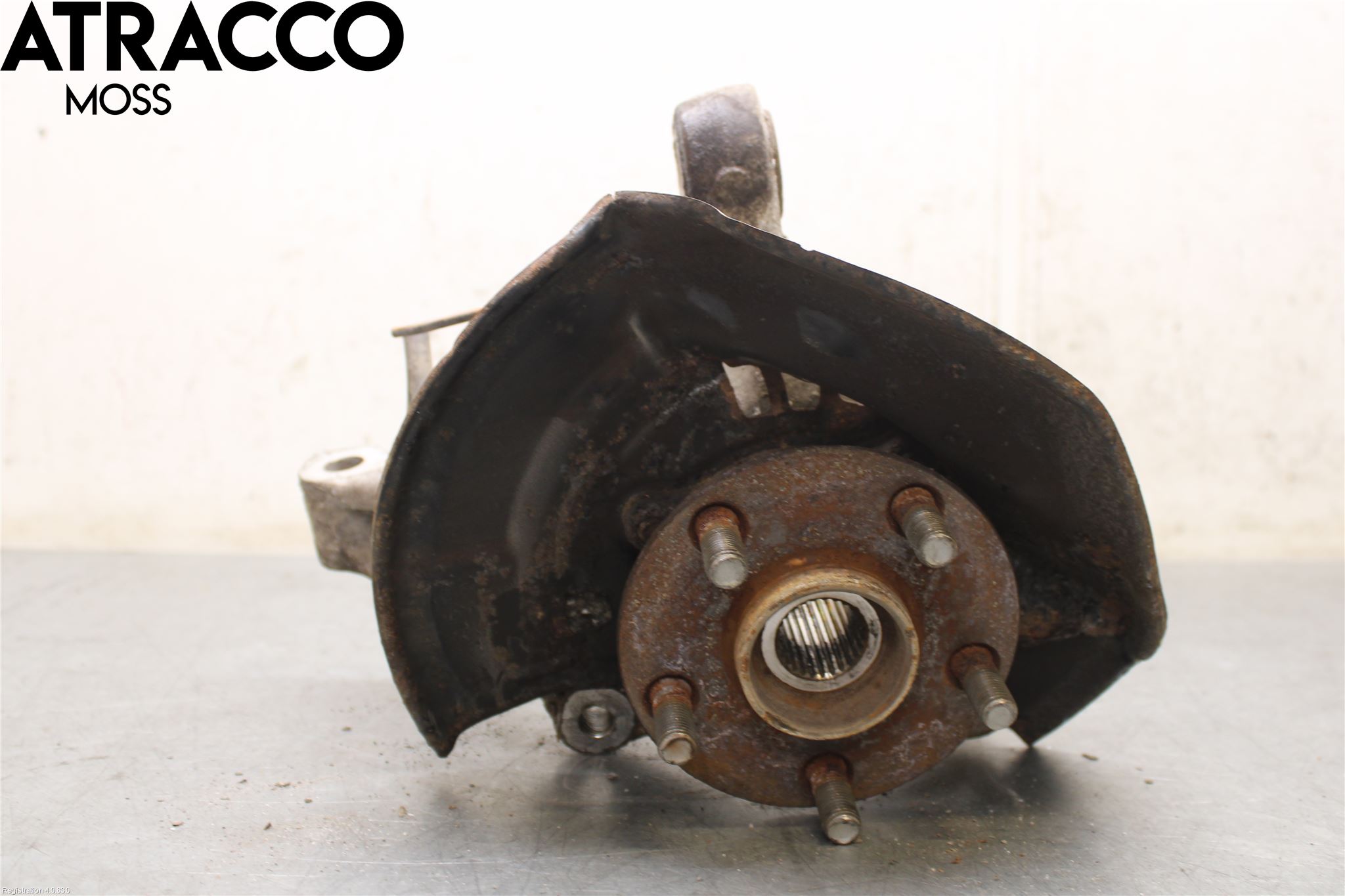 Toyota PRIUS ZVW30 09-20 Spindel Vf