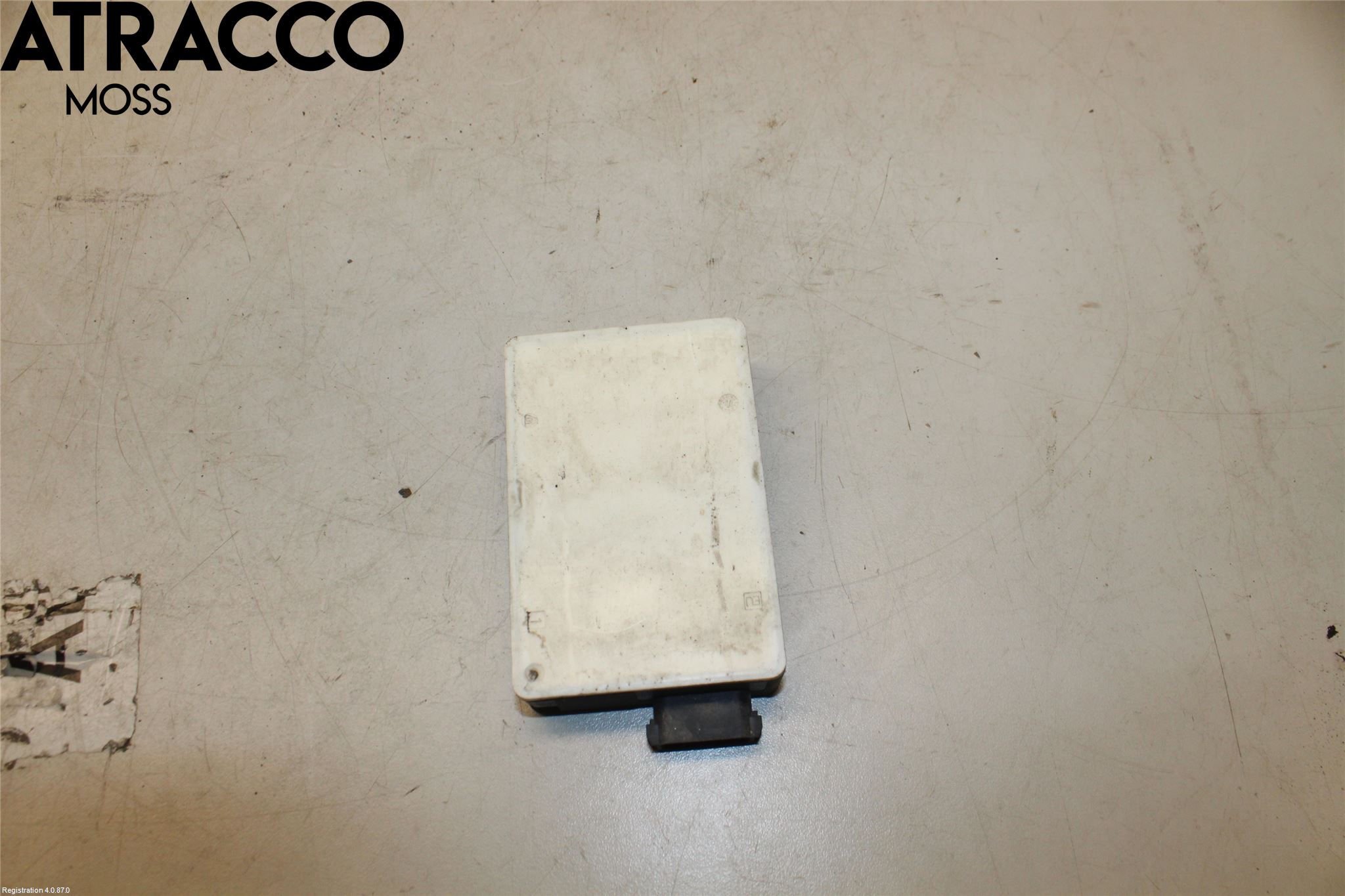 Mercedes-Benz MB C-KLASS (W205) 14-21 Sensor Parkering Front