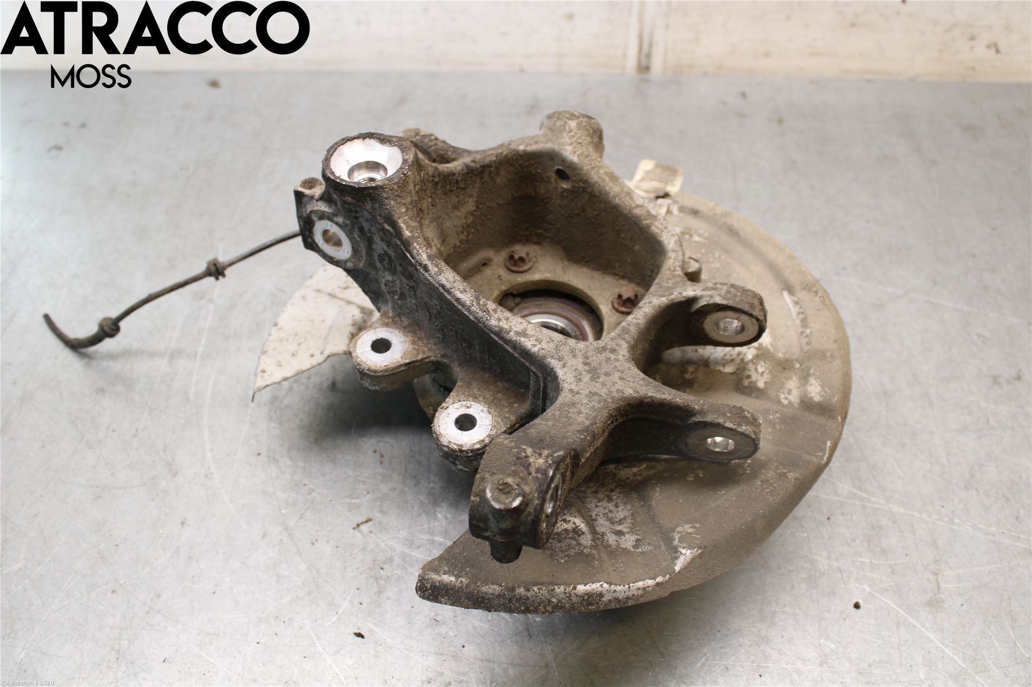 BMW 5 F10/F11/F18 09-17 Spindel Vb