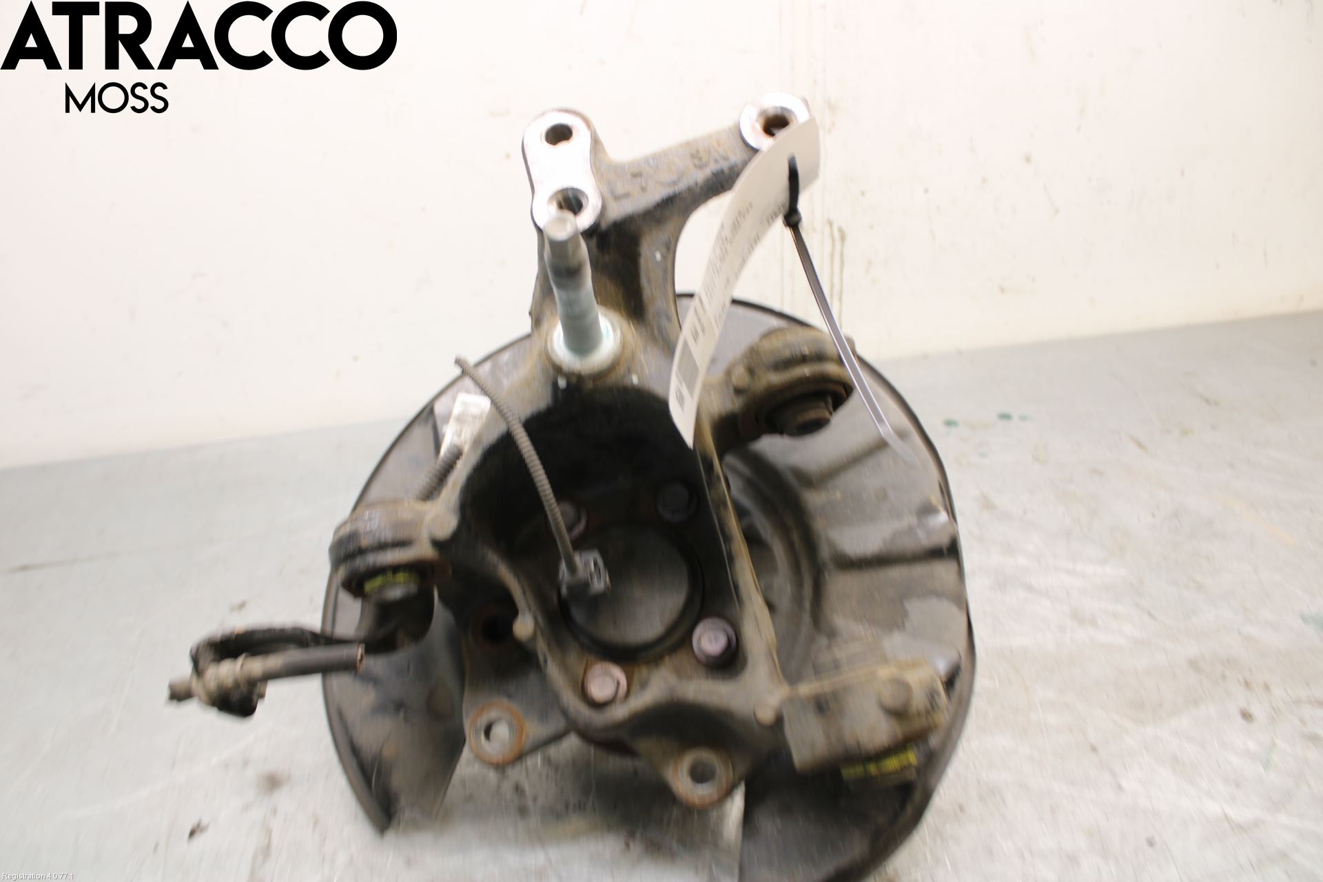 Toyota RAV4 19- Spindel Vb