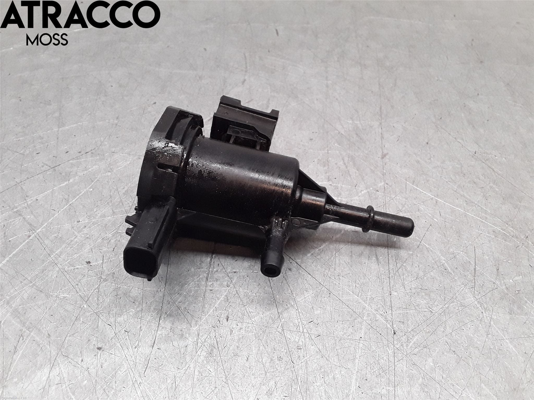 Mercedes-Benz MB C-KLASS (W205) 14-21 Vacuumventil