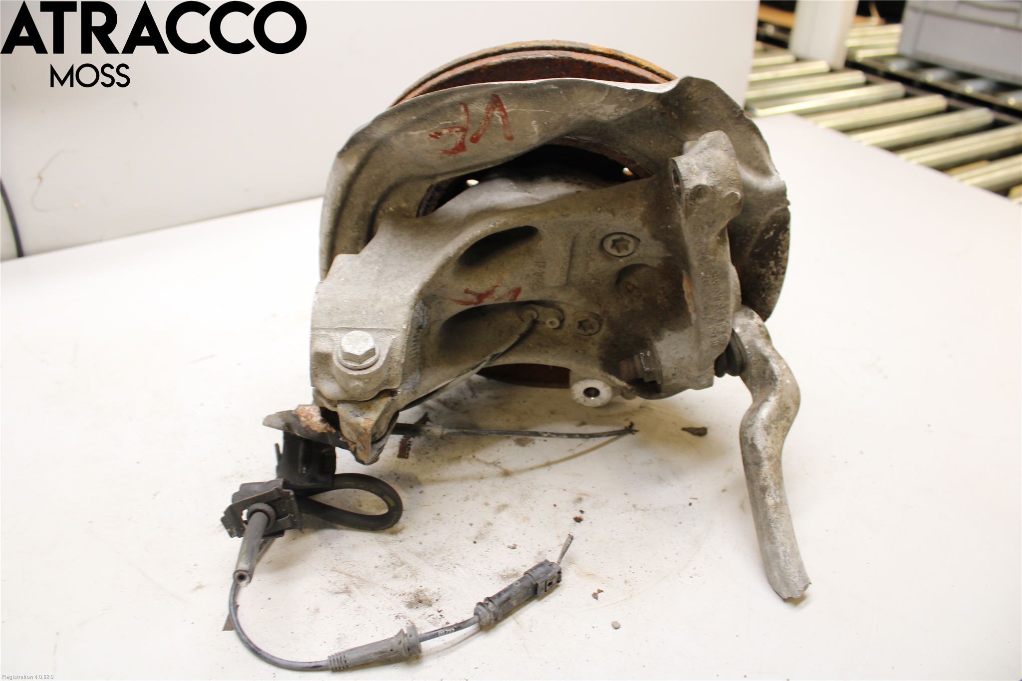 BMW 1 F20/F21 11-19 Spindel Vf