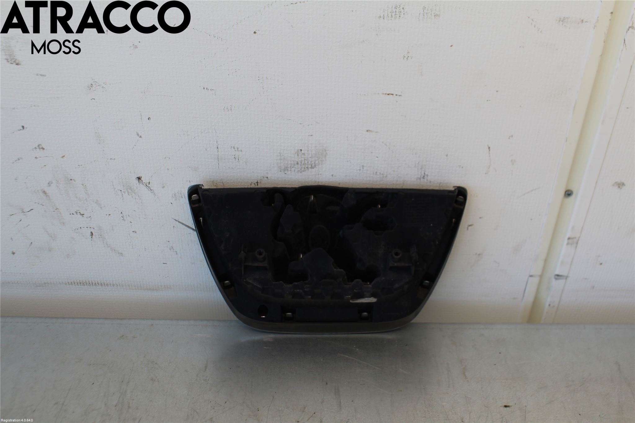 Peugeot 5008 10-16 Emblem