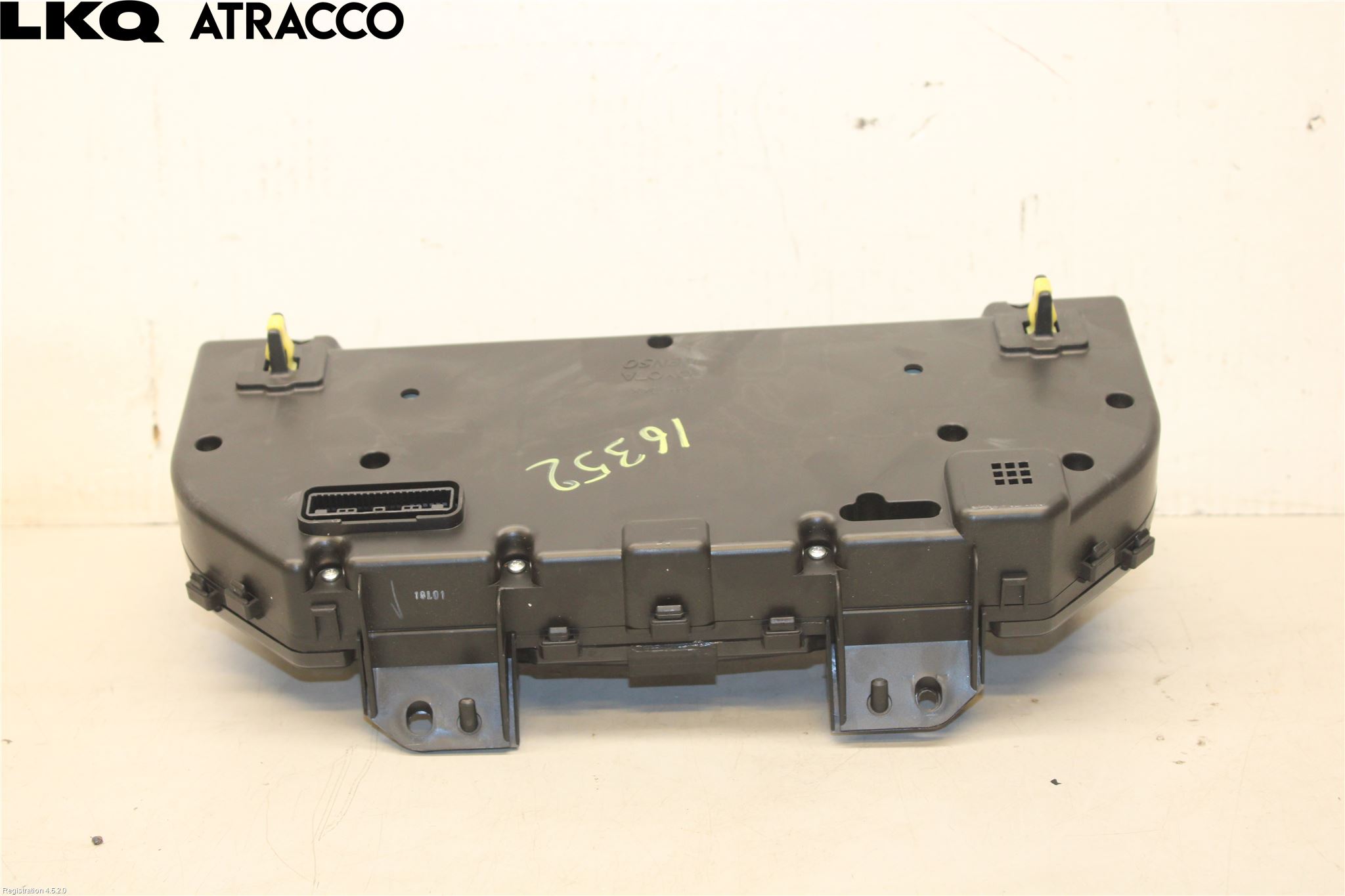 Toyota AVENSIS 09-15 Instr Kombinert