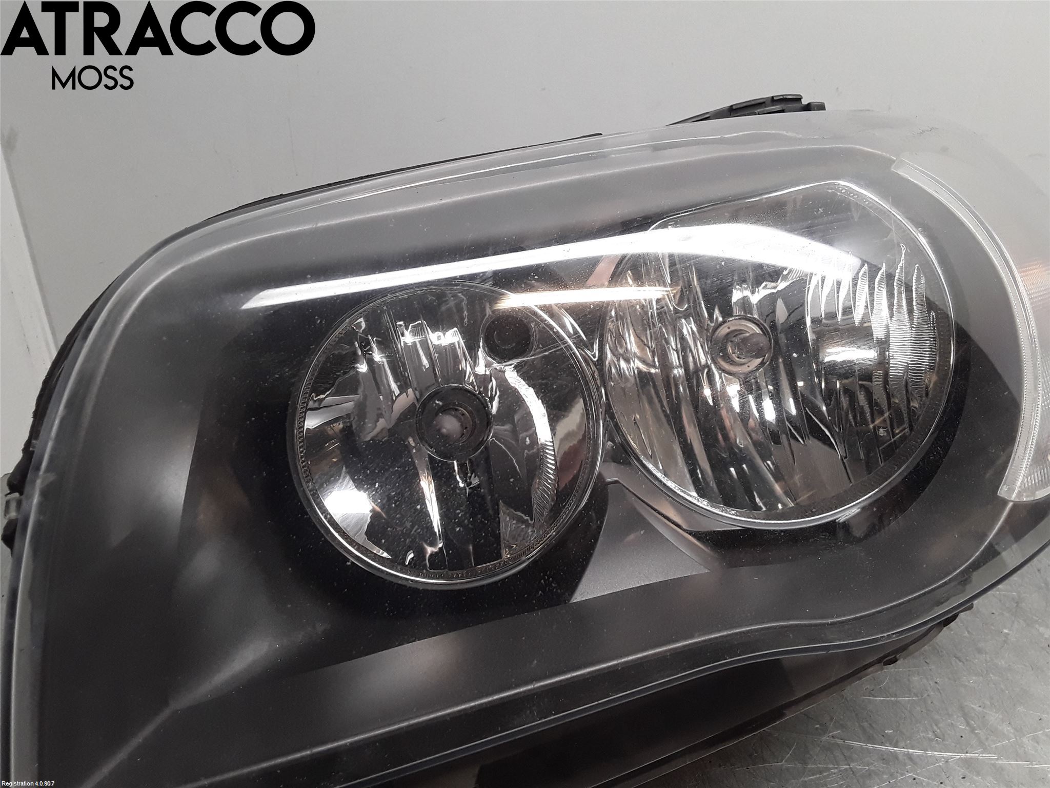 BMW 1 E87/81 5D/3D 03-11 Frontlykt Venstre