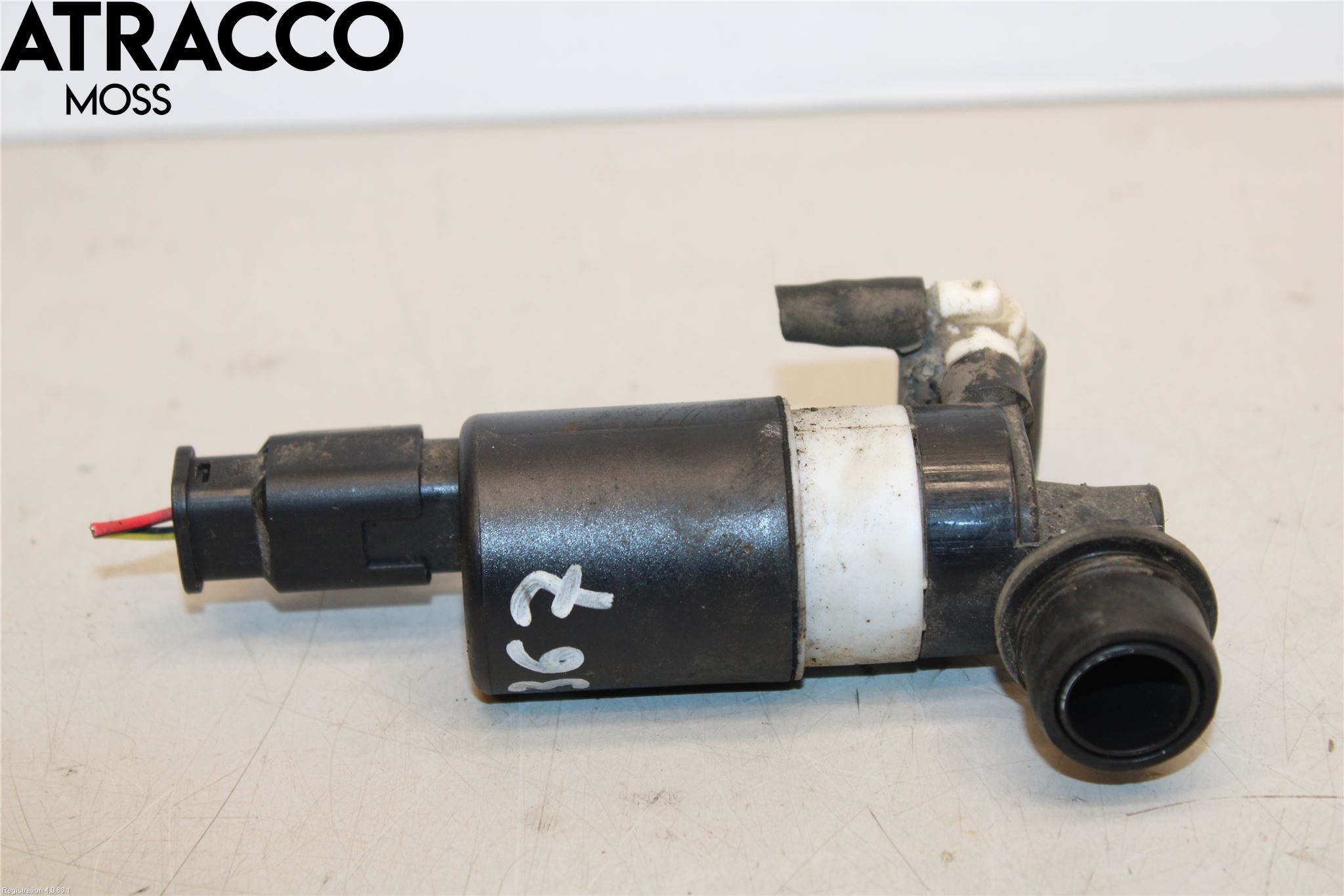 Volkswagen VW POLO 95-01 Spylerpumpe Frontrute