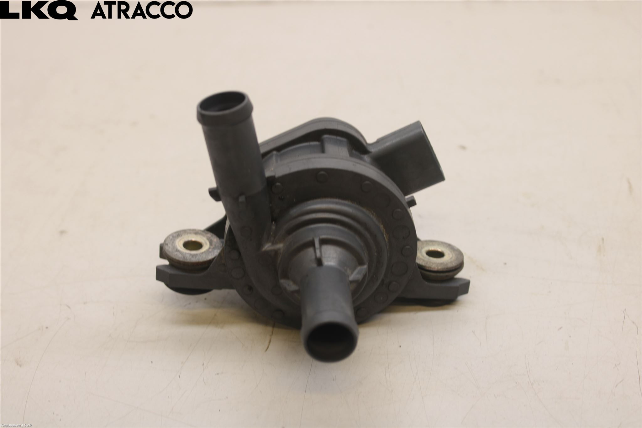 Toyota YARIS XP130 15-20 Vannpumpe