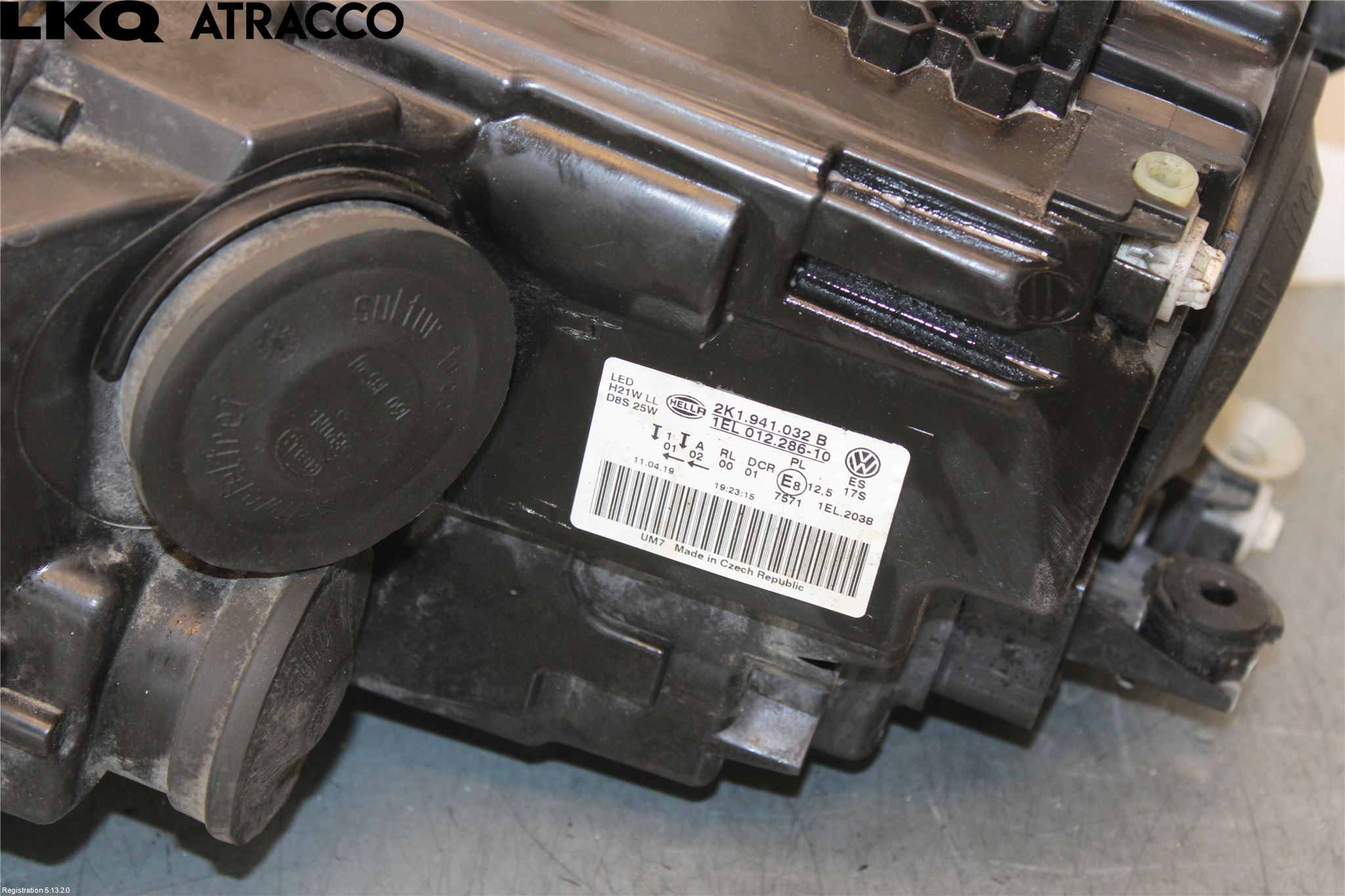 Volkswagen VW CADDY 16-20 Frontlykt Høyre