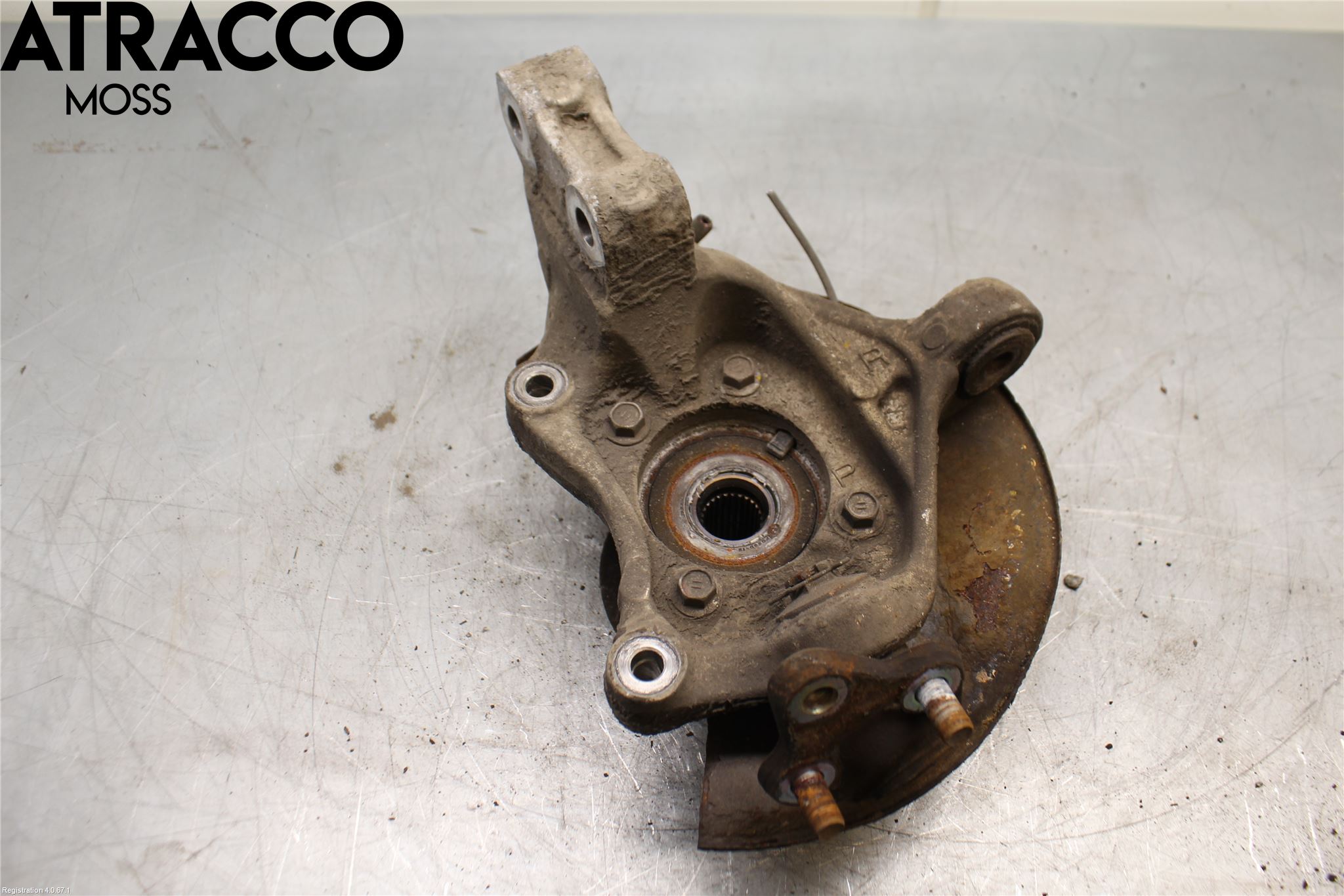 Toyota PRIUS ZVW30 09-20 Spindel Hf