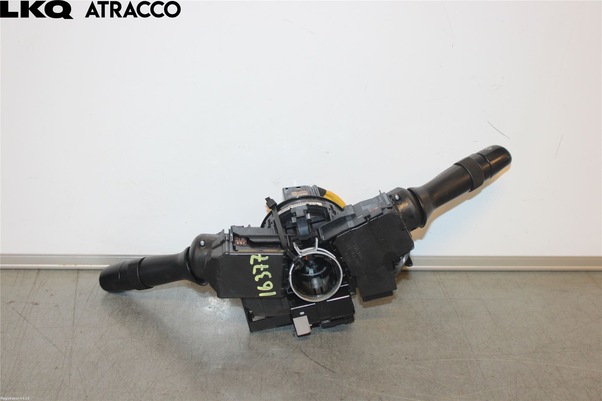 Toyota PRIUS NWH20 04-08 Bryter Ratt Kombi H Og V