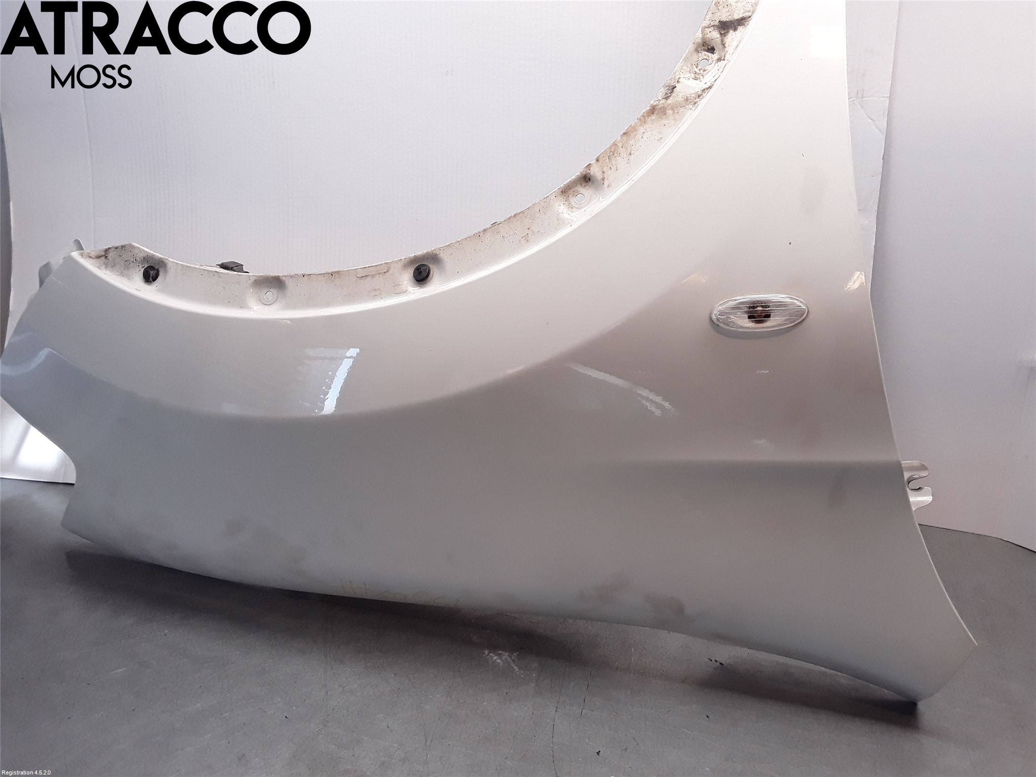 Nissan QASHQAI+2  10-14 Skjerm Foran Høyre