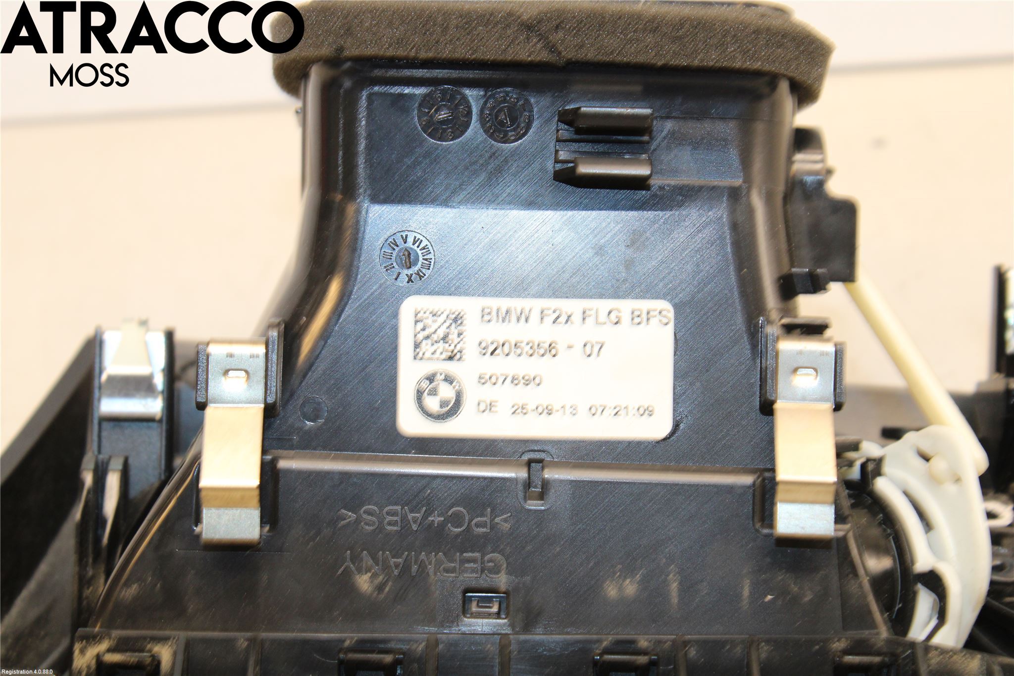 BMW 1 F20/F21 11-19 Dashbord Kanal - Dyse