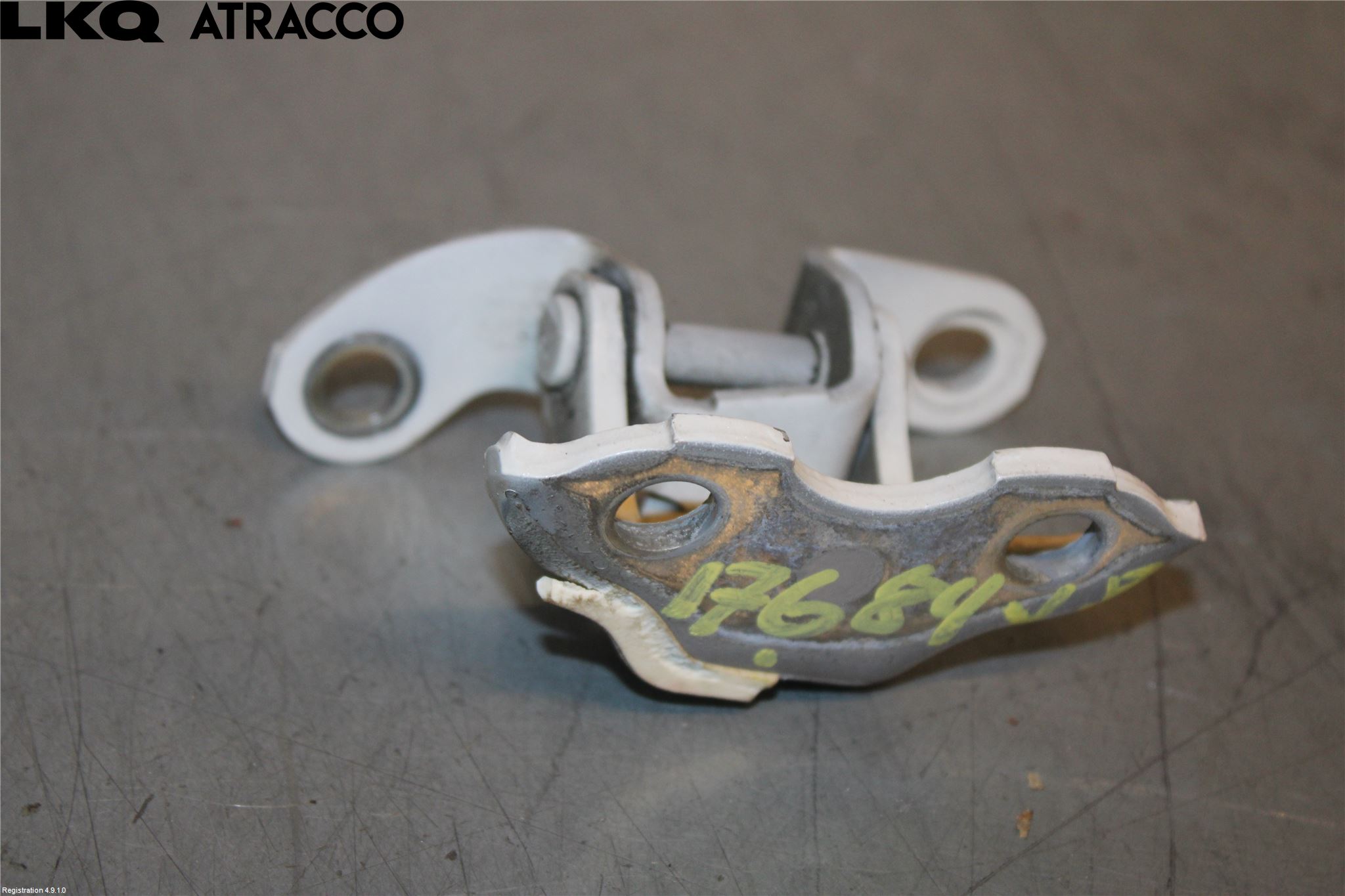 Toyota RAV4 13-18 Dørhengsel