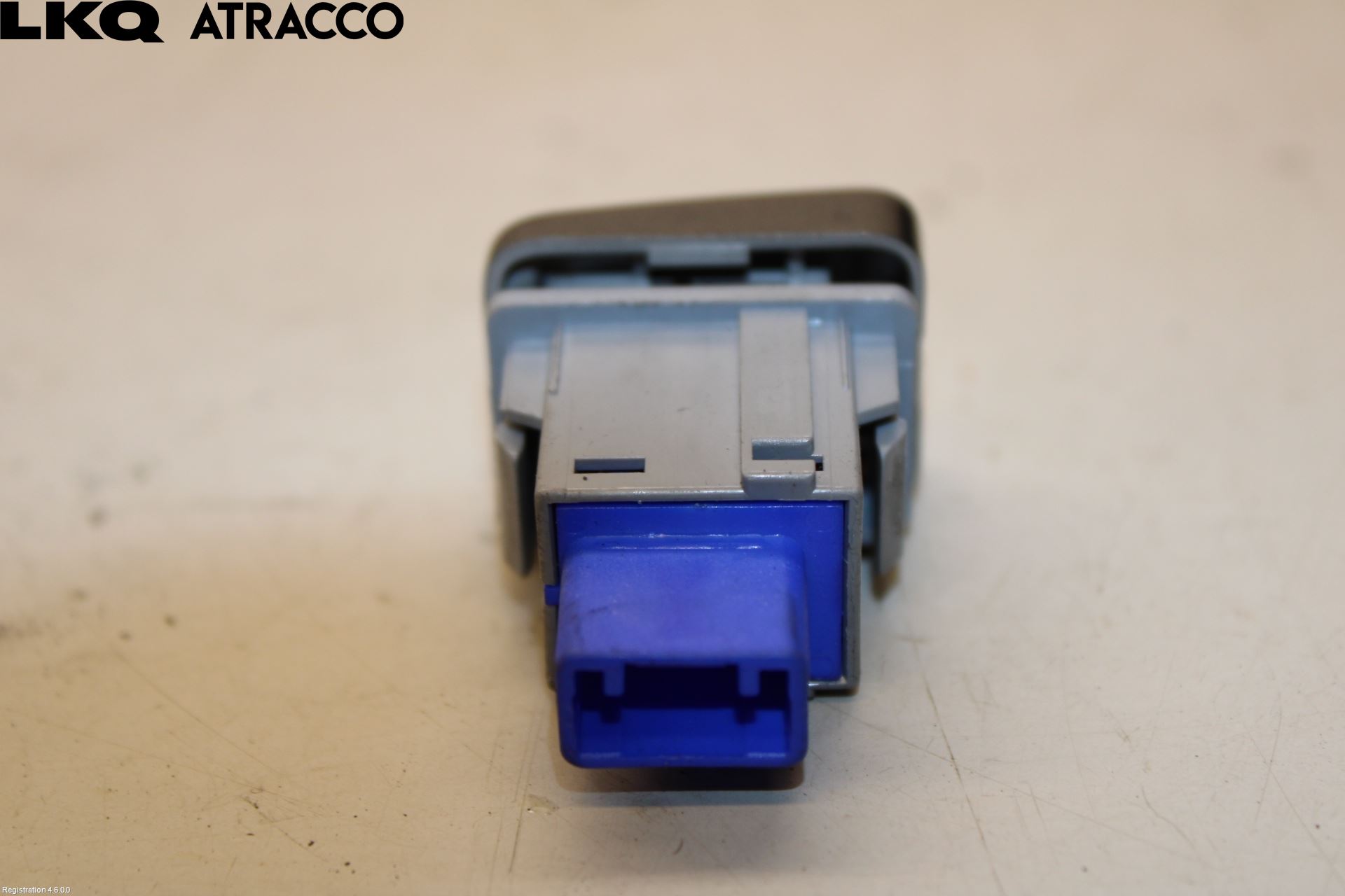 Toyota AURIS 13-19 Bryter Varsel (Nødblink)