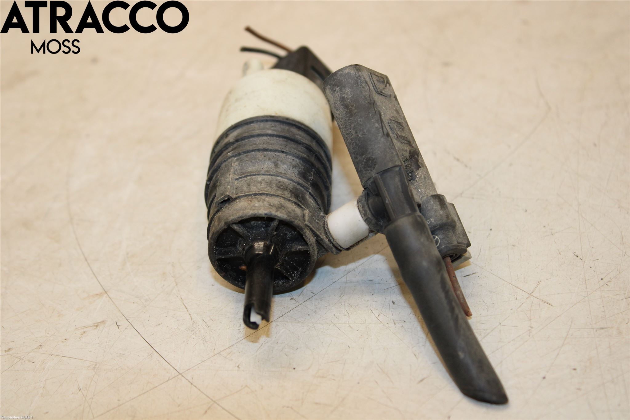 Mercedes-Benz MB C-KLASS (W205) 14-21 Spylerpumpe Frontrute