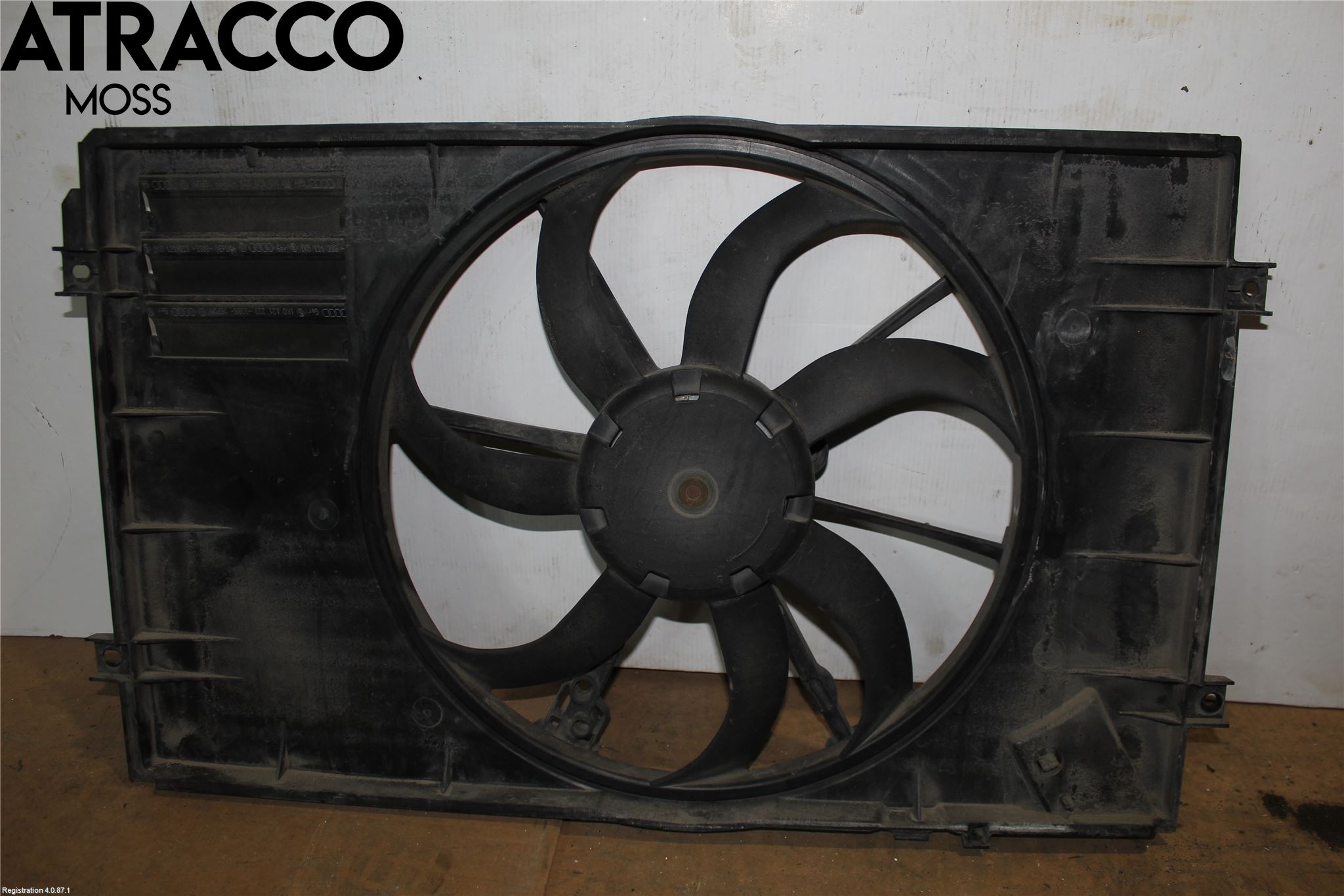 Volkswagen VW TOURAN 03-10 Kjølevifte Elektrisk