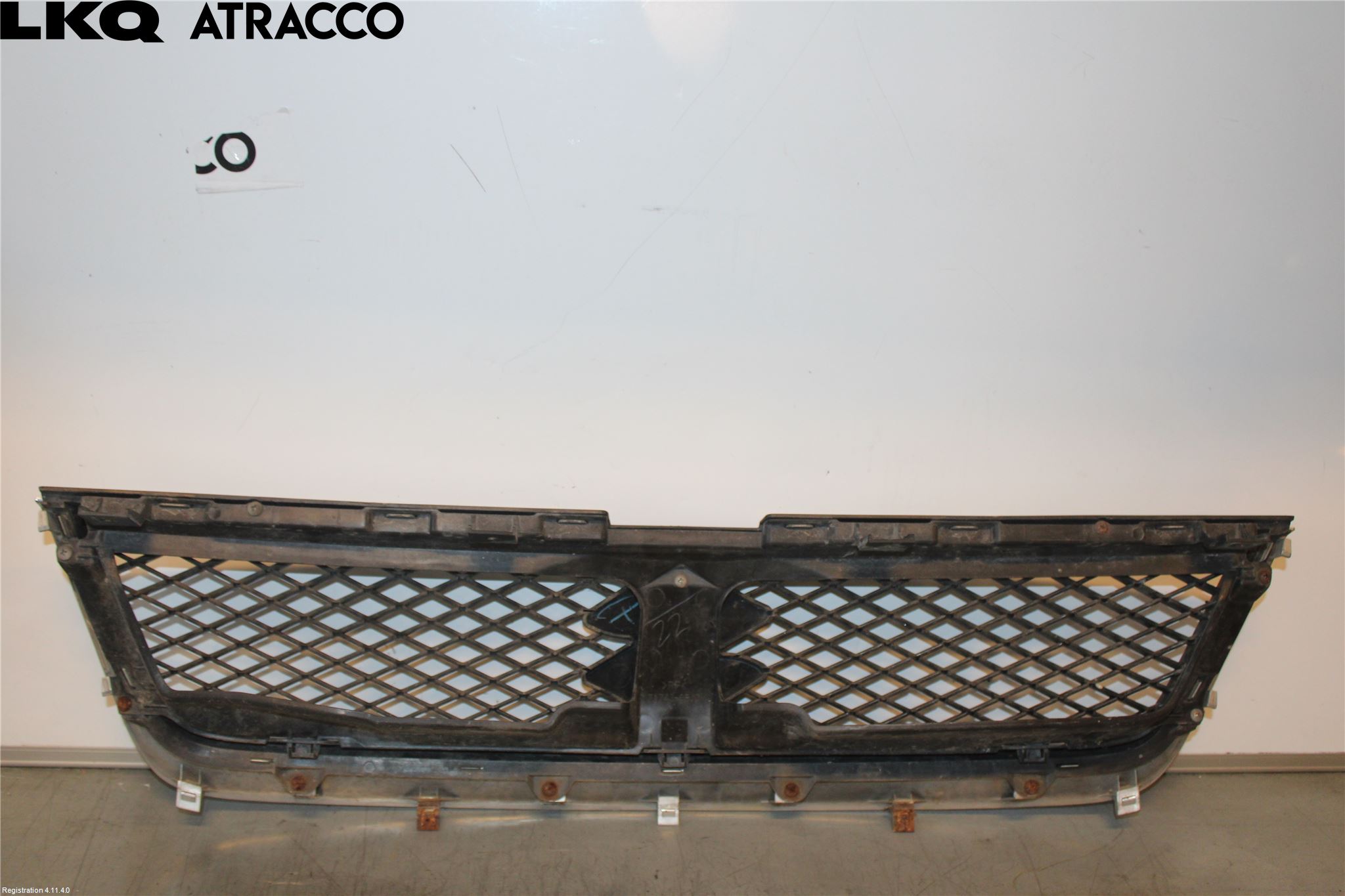 Suzuki GRAND VITARA II 06-14 Grill Komplett