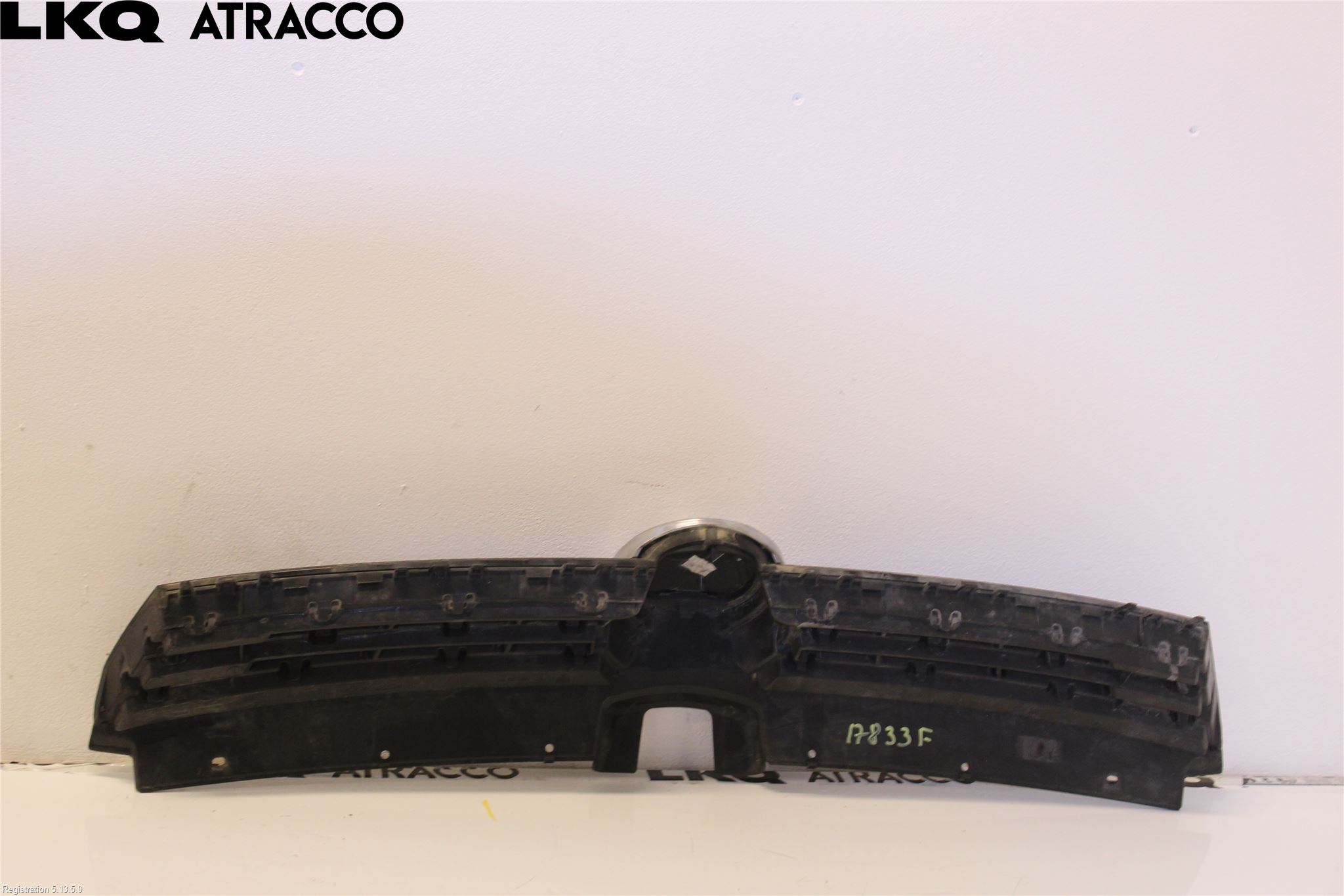 Volkswagen VW GOLF / E-GOLF VII 13-20 Grill Komplett