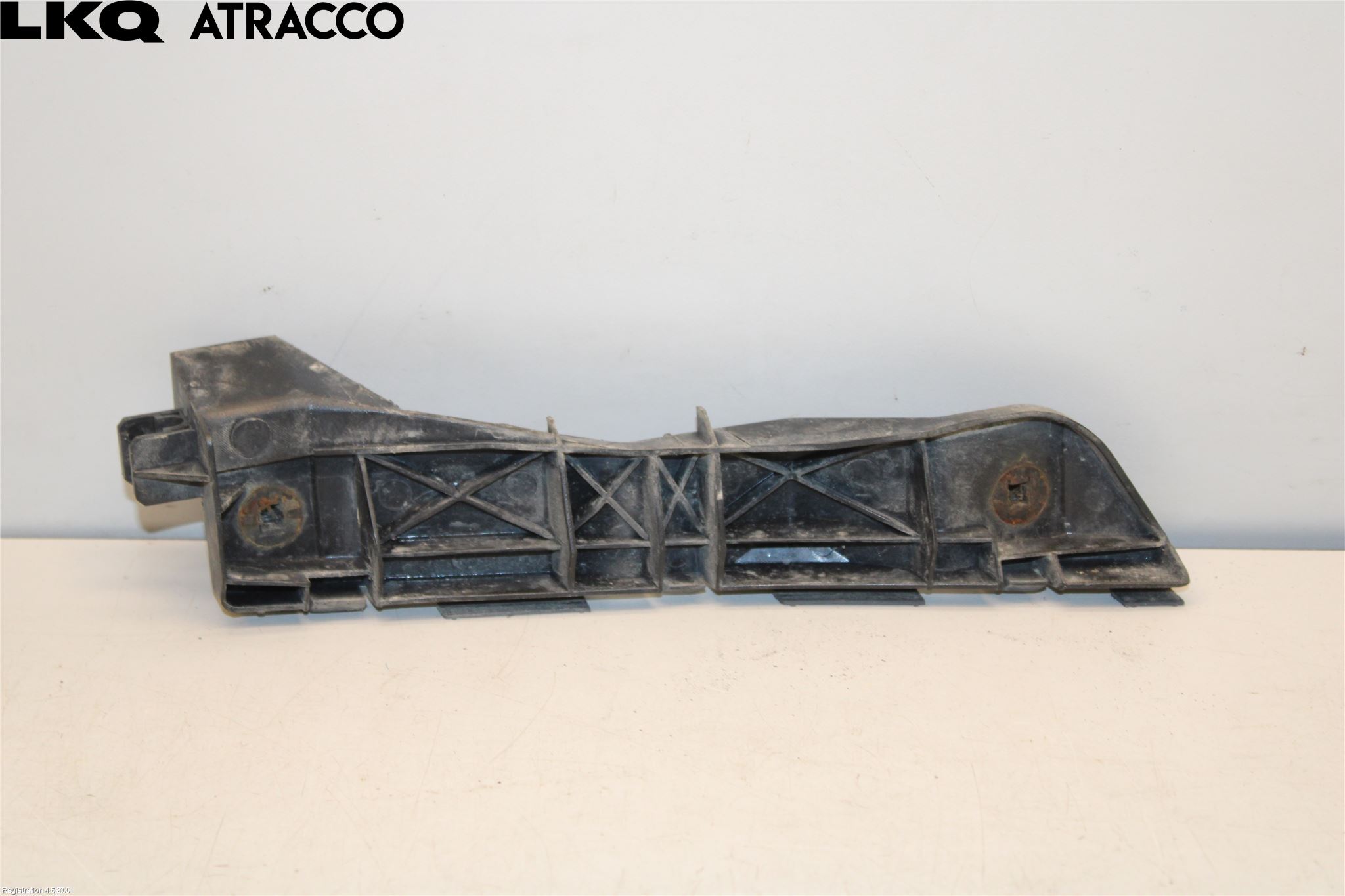 Toyota AVENSIS 07-08 Støtfanger Foran Feste