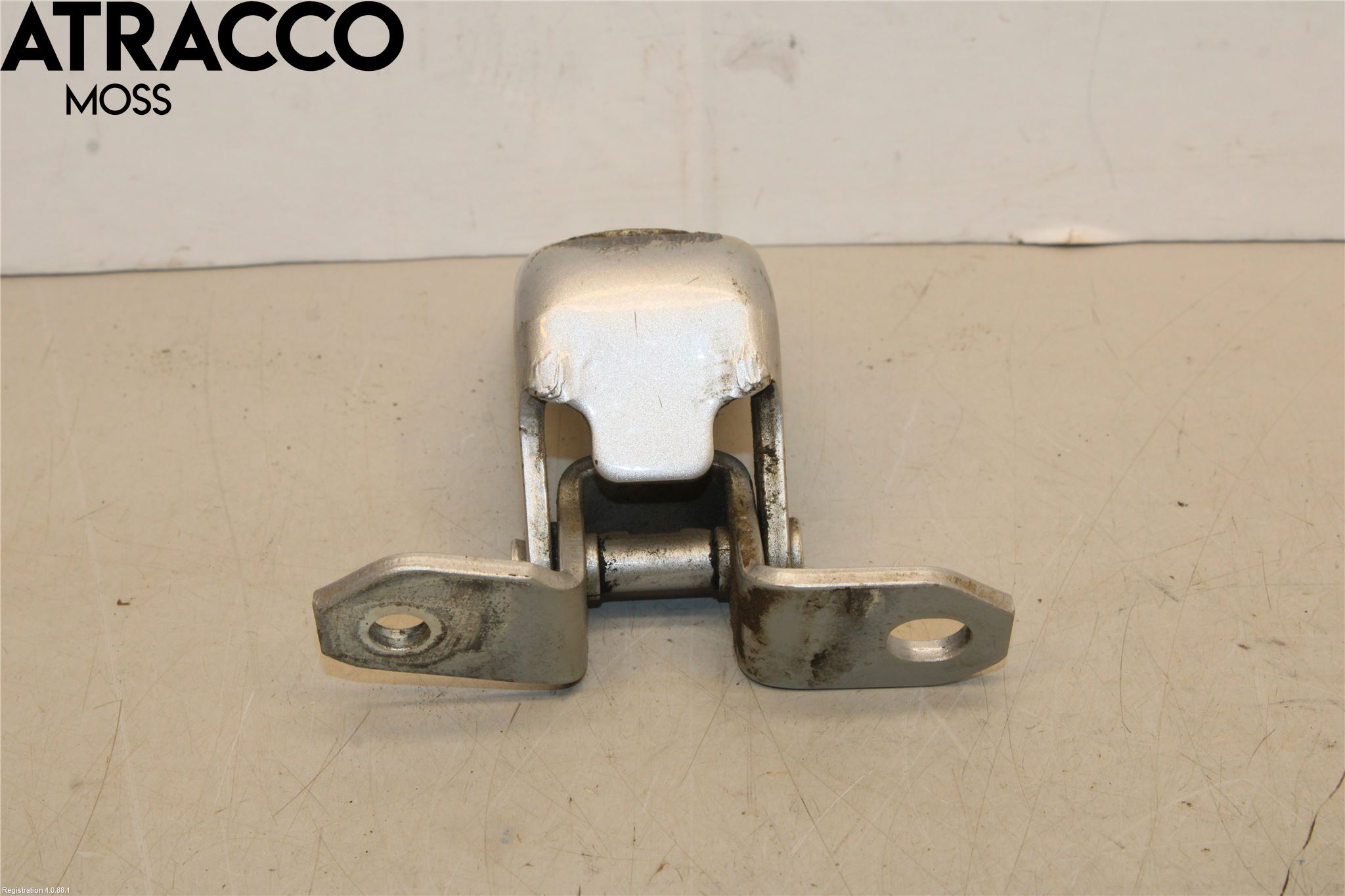 Suzuki SX4 S-CROSS 14-21 Dørhengsel