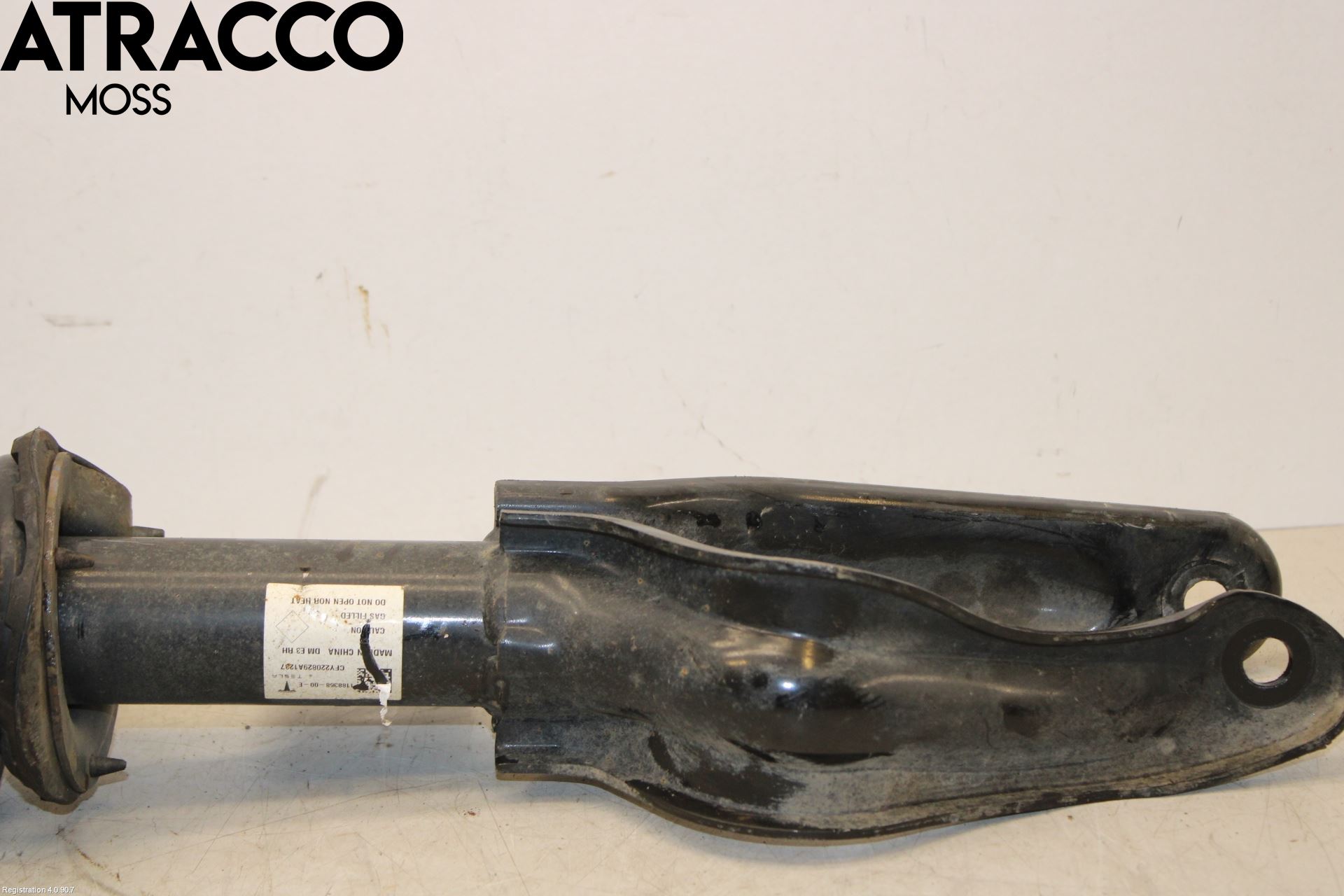 Tesla MODEL Y 21- Fjærbein Foran Høyre