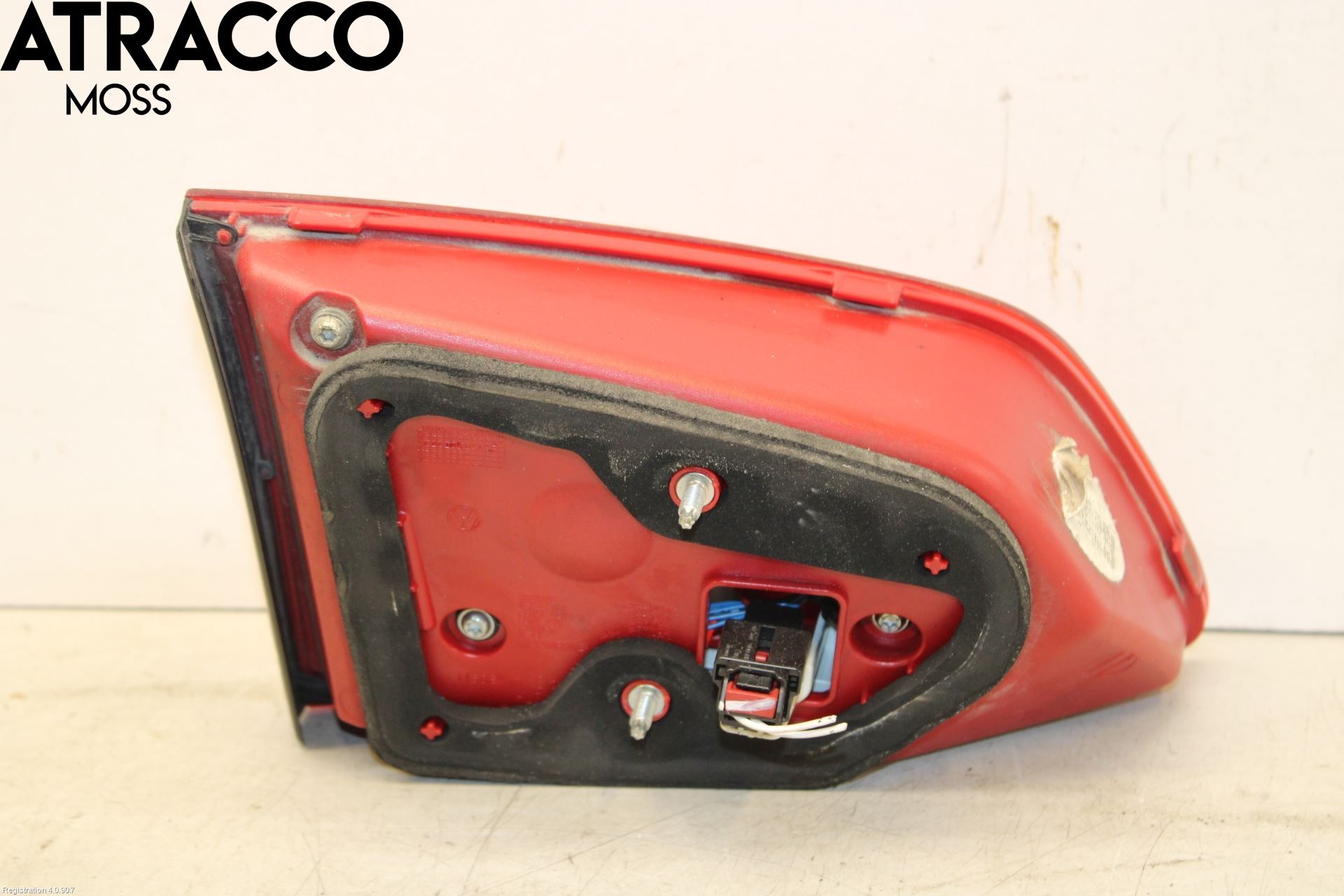 Volkswagen VW PASSAT 11-14 Baklykt Høyre  På Luke(Indre)