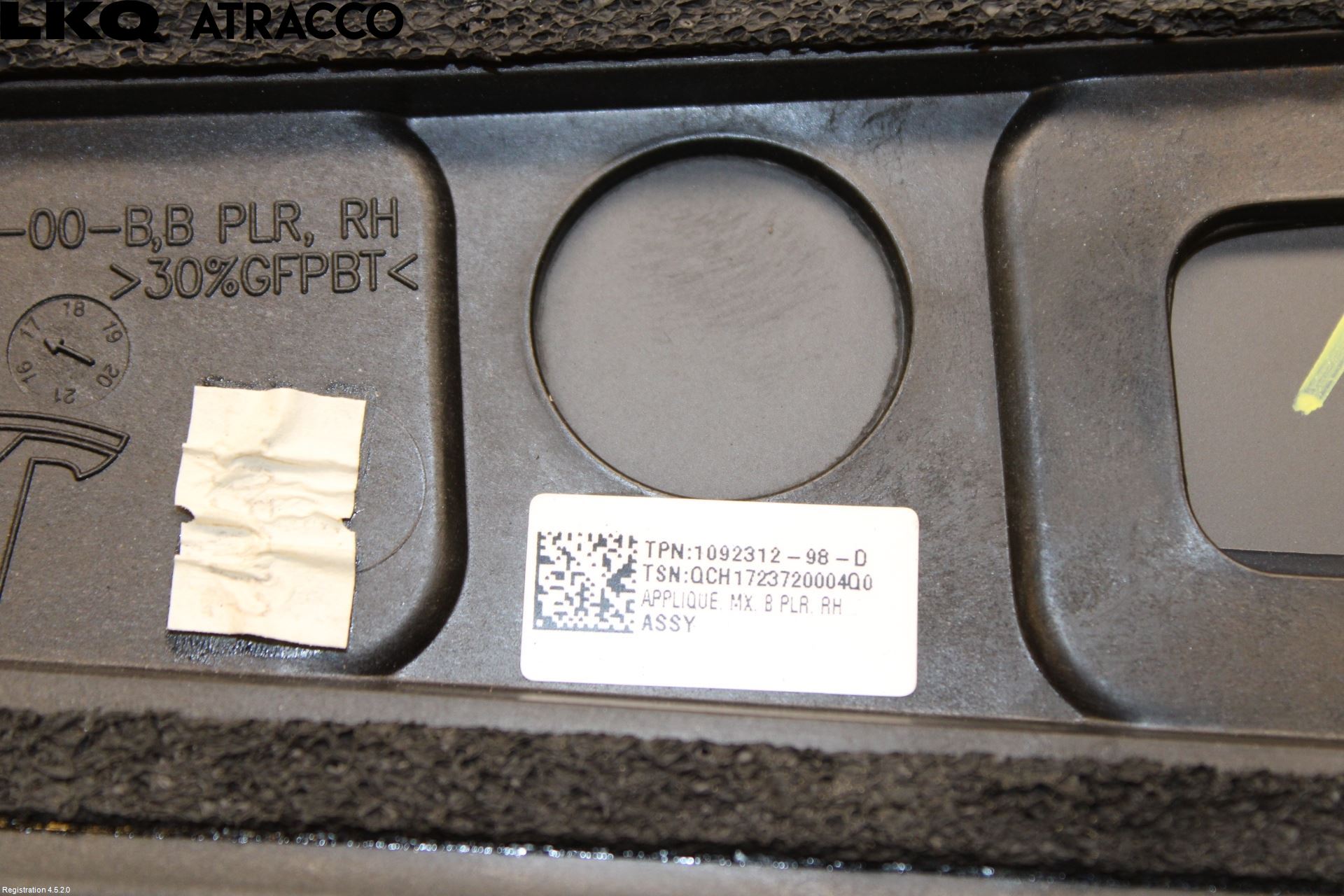 Tesla MODEL X 16- List Høyre Side