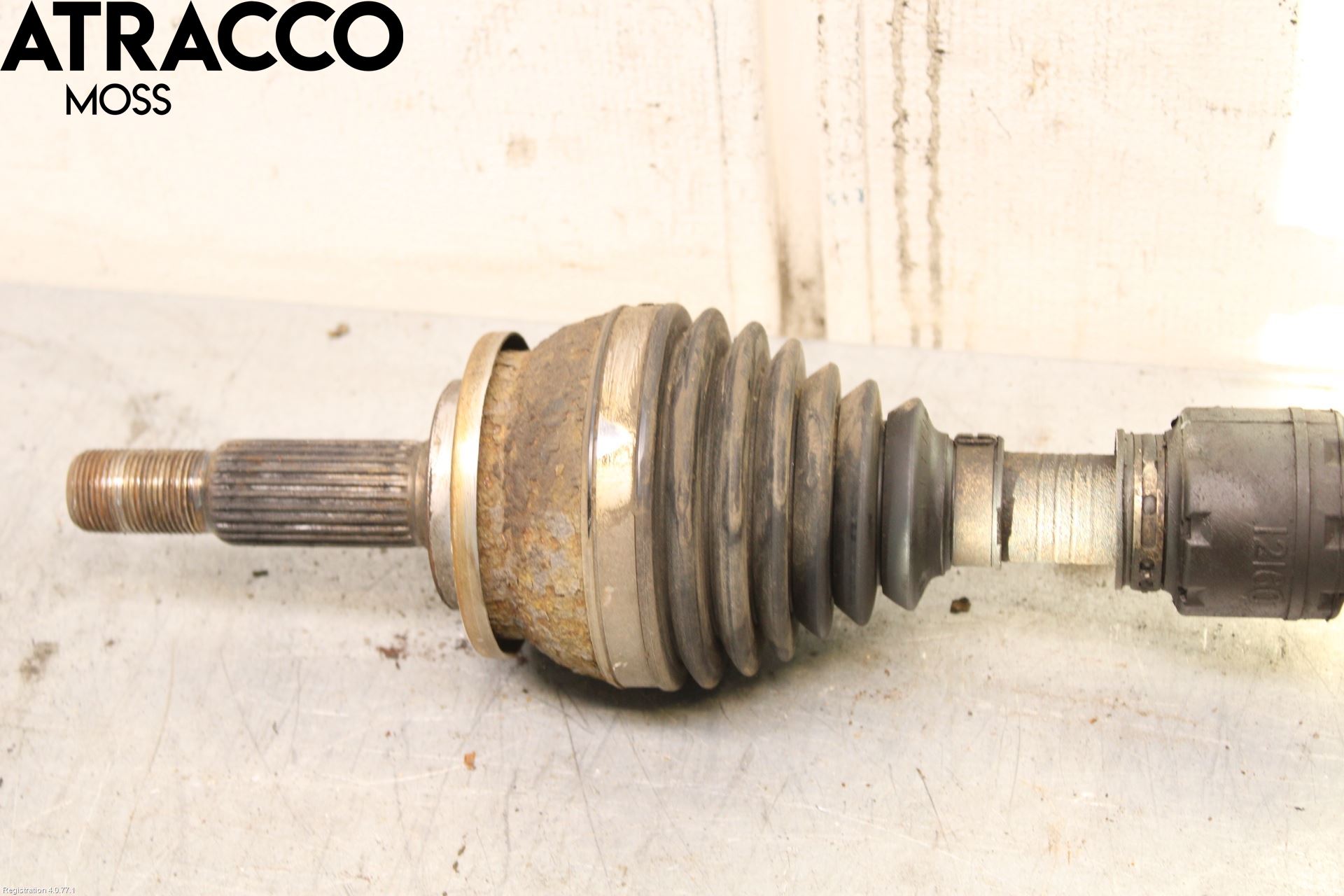 Toyota PRIUS (ZVW50) 16-21 Drivaksel Foran Kompl Venstre