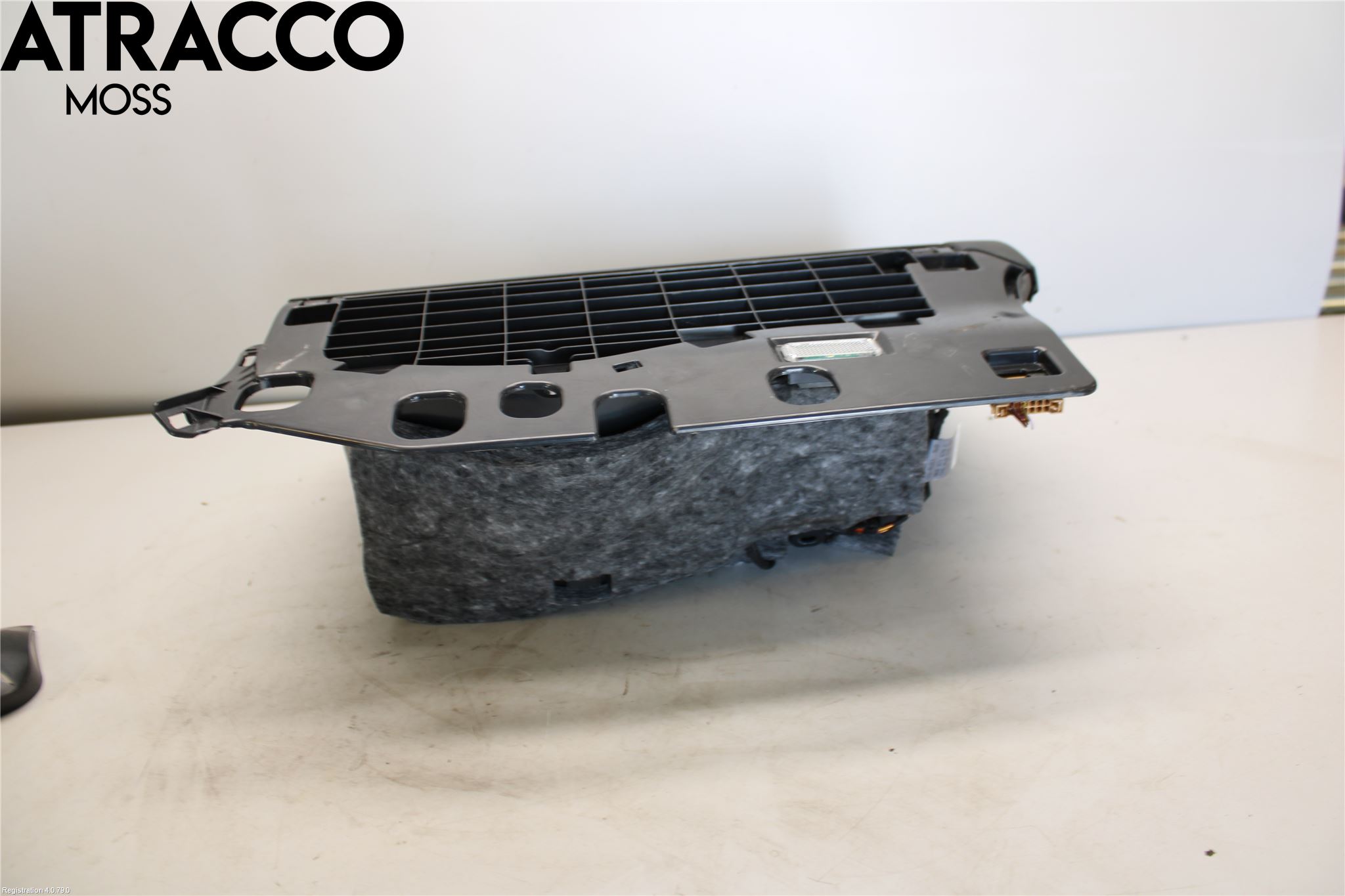 Audi A4 12-15 Innr Hanskerom