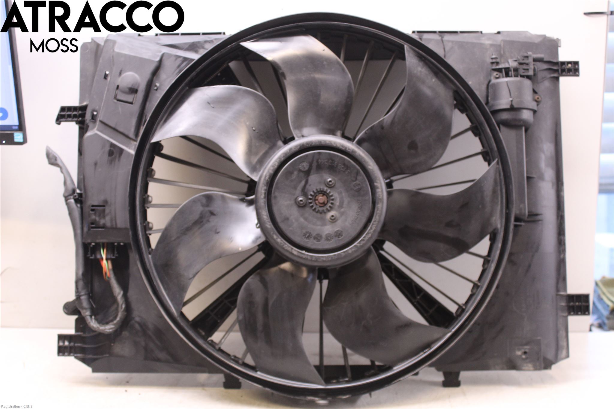 Mercedes-Benz MB E-KLASS (W212) 09-16 Kjølevifte Elektrisk