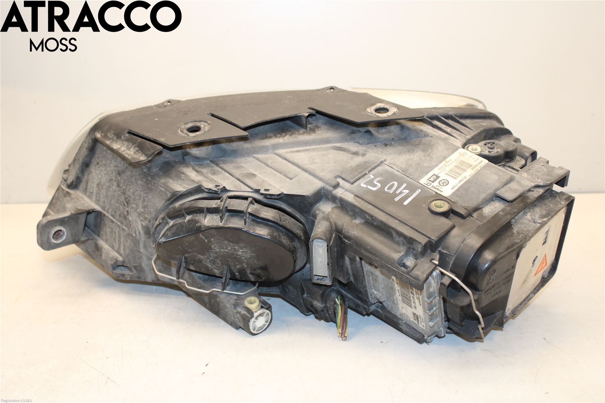 Volkswagen VW PASSAT 05-11 Frontlykt Høyre