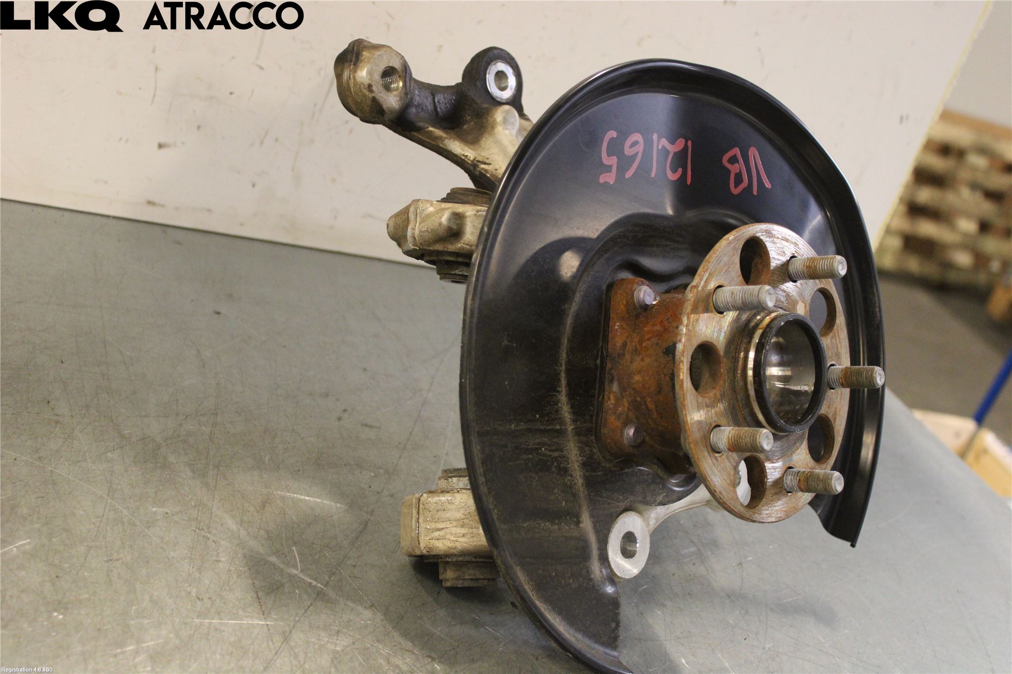 Toyota RAV4 19- Spindel Vb