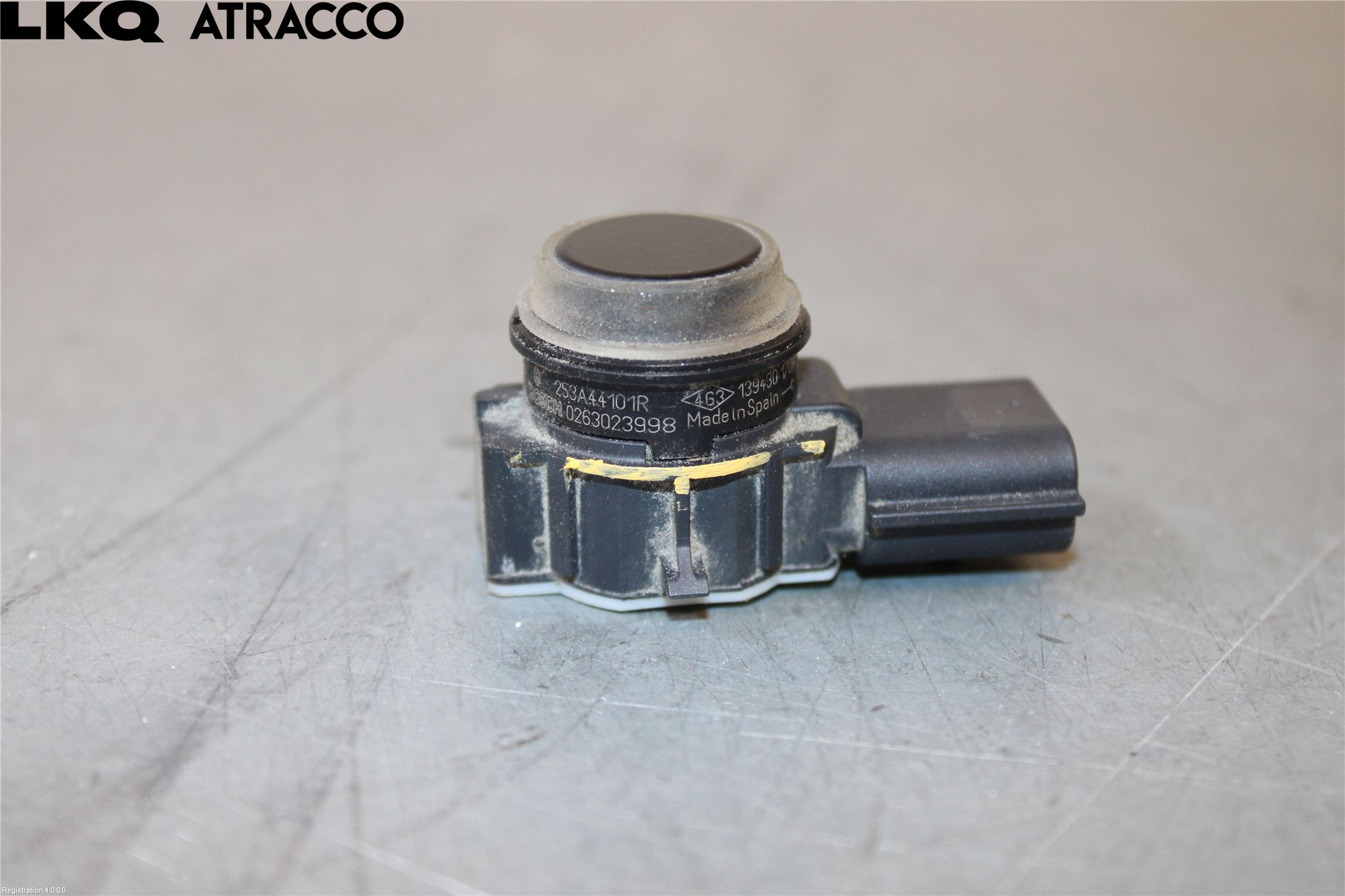 Renault CAPTUR 13-19 Sensor Parkering Front