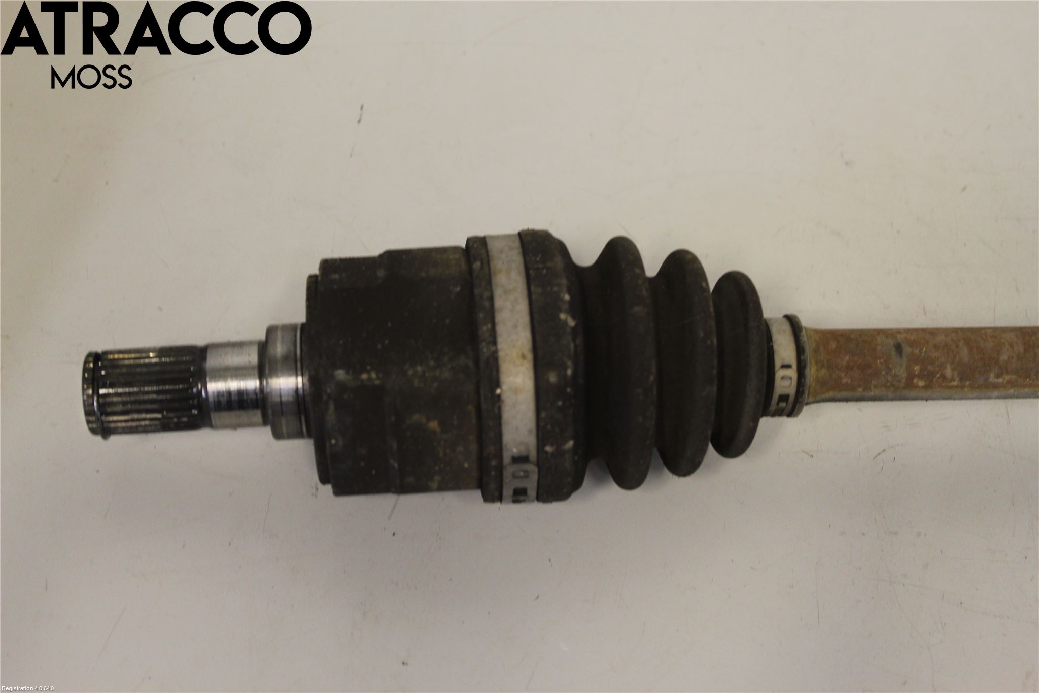 Hyundai i20 PB 09-14 Drivaksel Foran Kompl Høyre