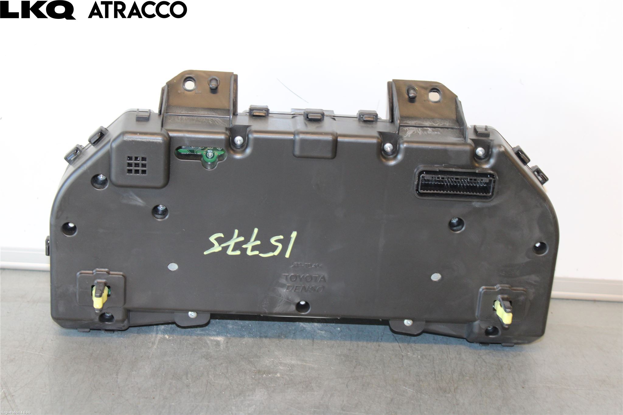 Toyota AVENSIS 09-15 Instr Kombinert