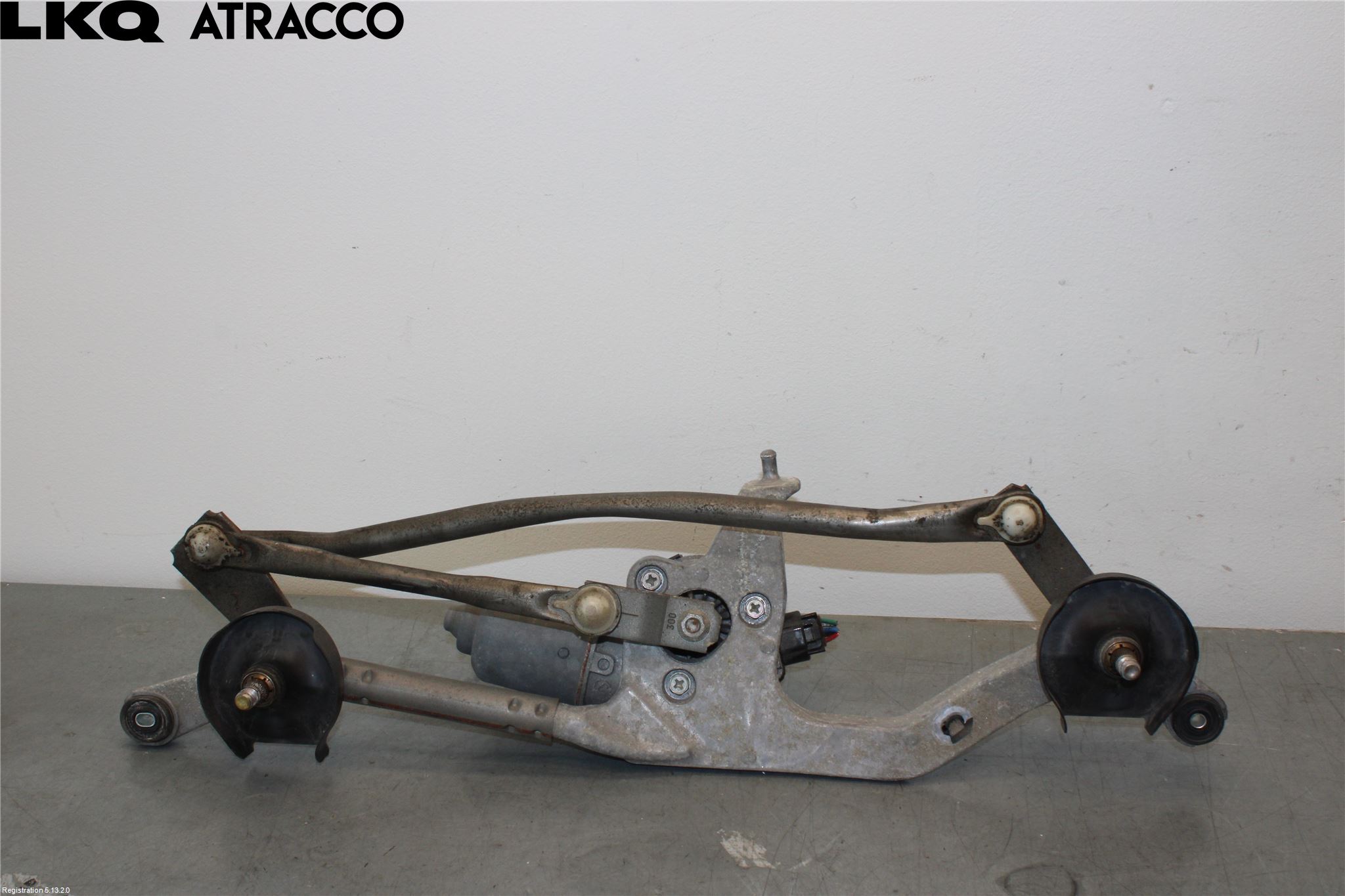 Toyota AURIS 13-19 Viskermotor Frontrute