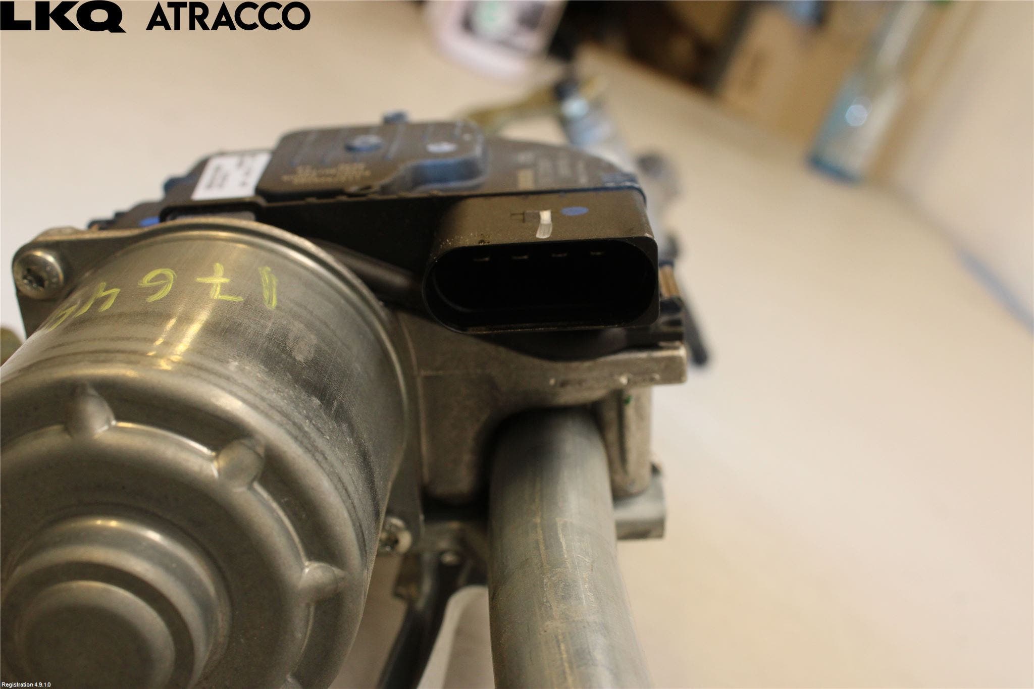 Peugeot 3008 17-24 Viskermotor Frontrute