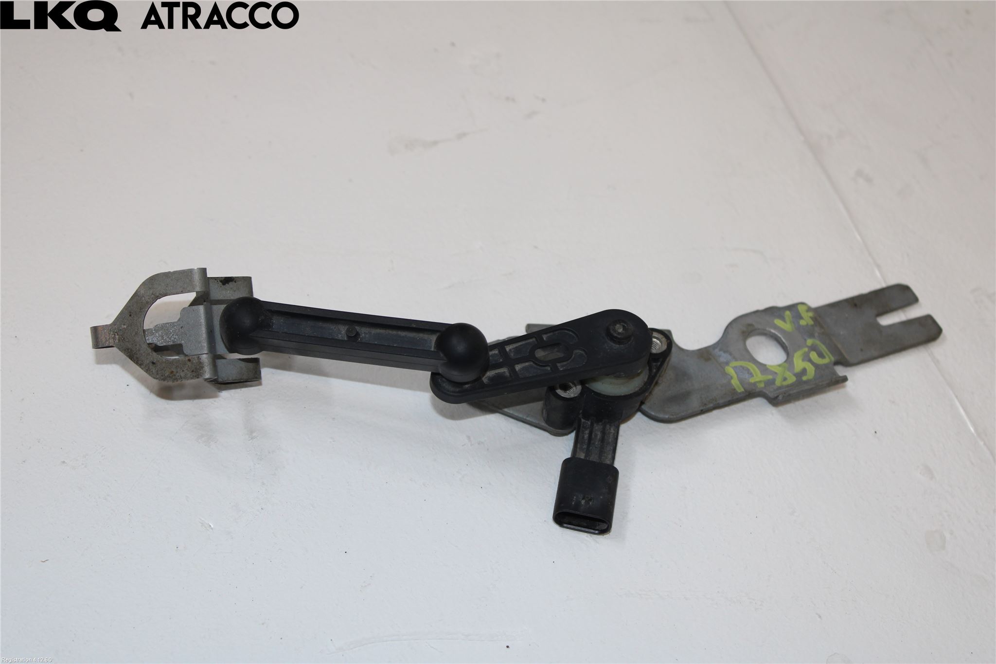 Mercedes-Benz MB C-KLASS (W206) 21- Nivåreg Sensor