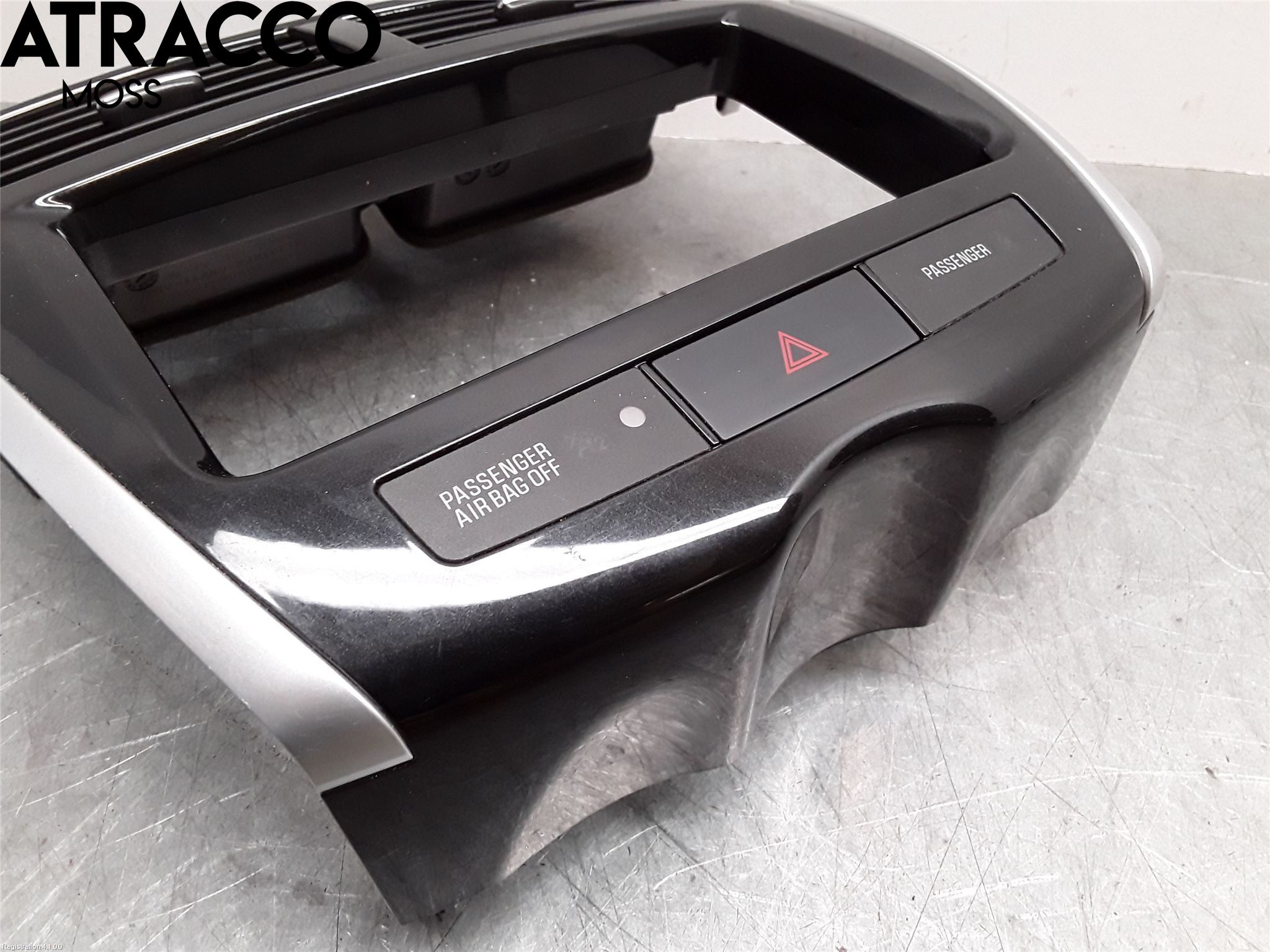 Citroen C4 AIRCROSS Dashbord Kanal - Dyse