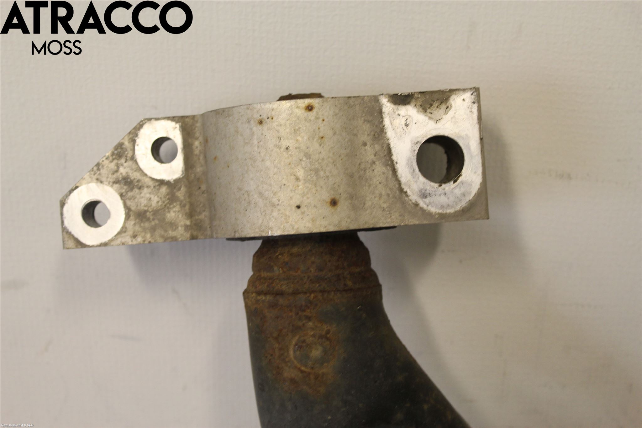 Volkswagen VW TOURAN 03-10 Bærearm Foran Venstre Nedre