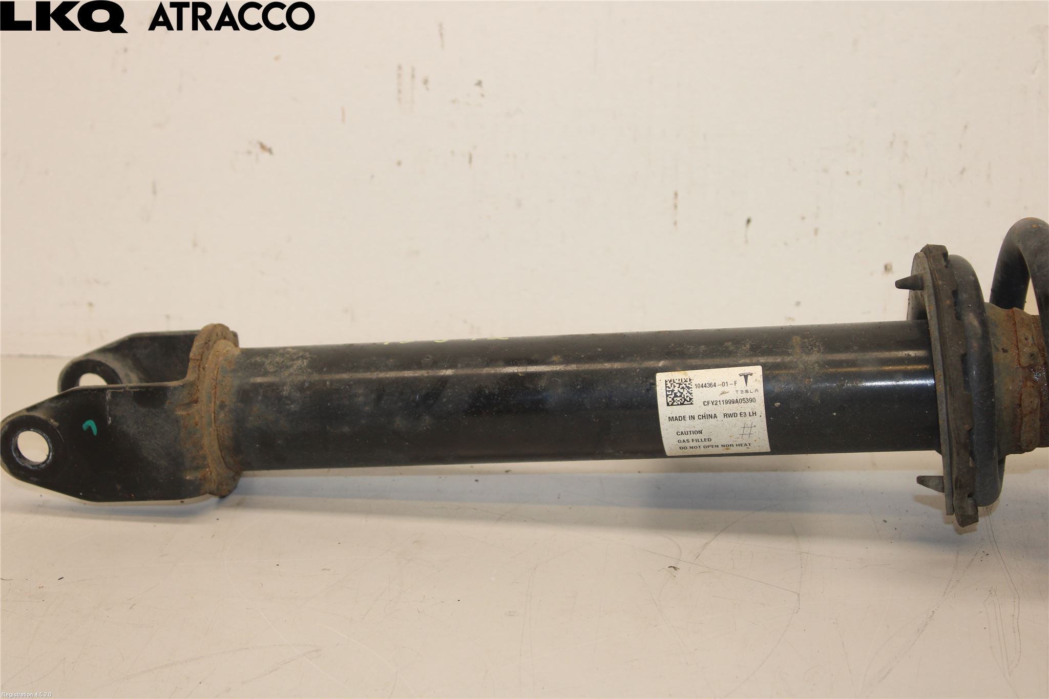 Tesla MODEL 3 17- Fjærbein Foran Venstre