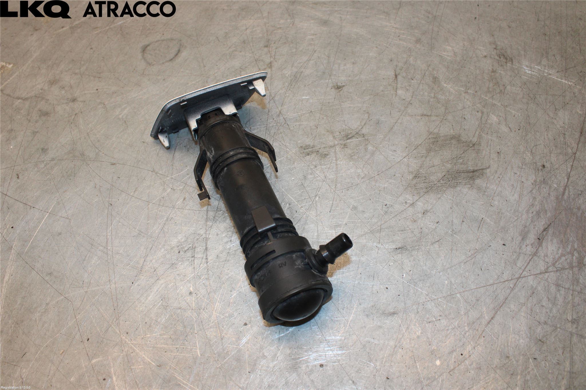 Volkswagen VW PASSAT 15-19 Spylerdyse Frontlykter
