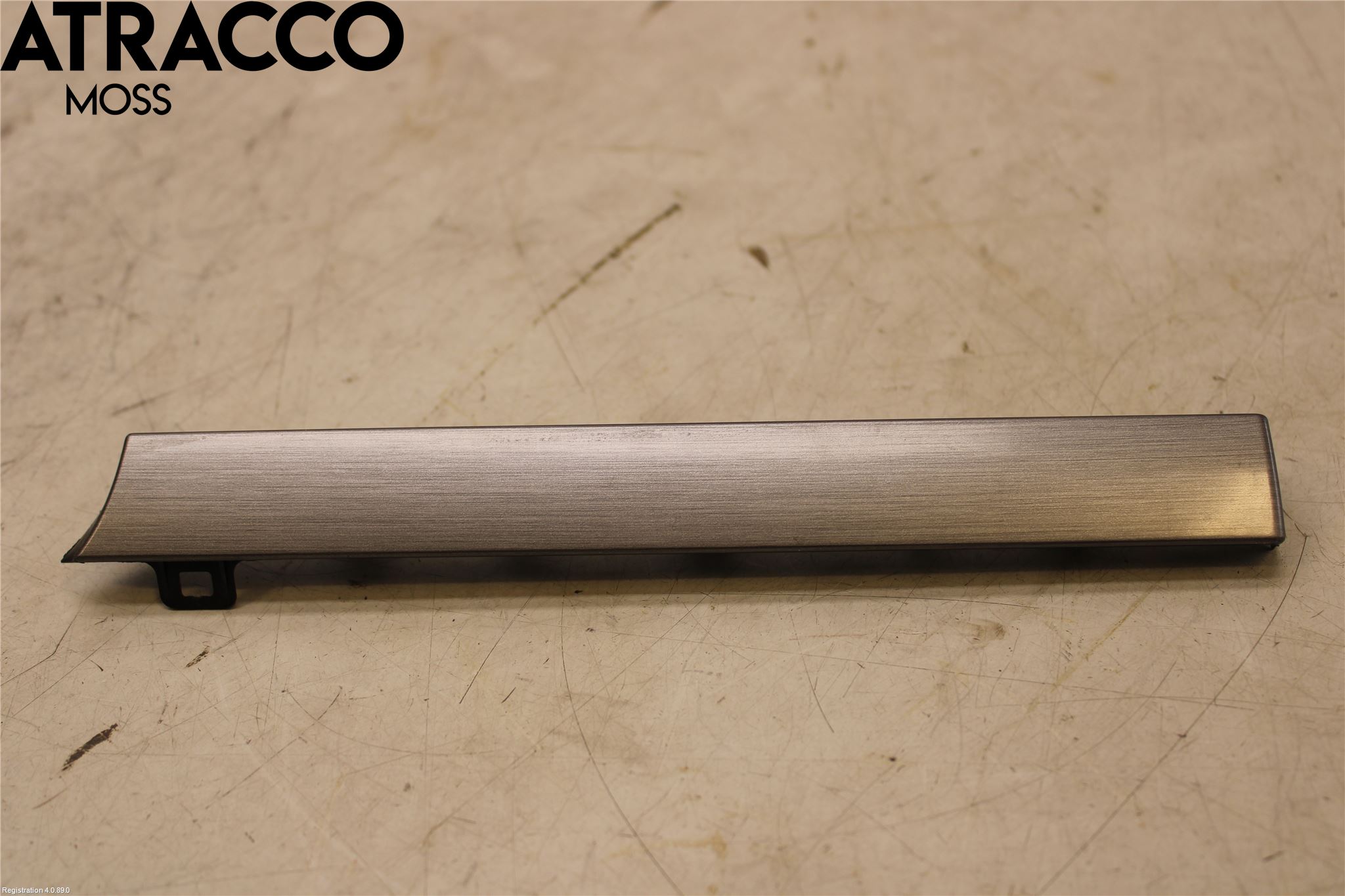 Volkswagen VW TOURAN 10-15 Innr Dashbord Sparkeplate