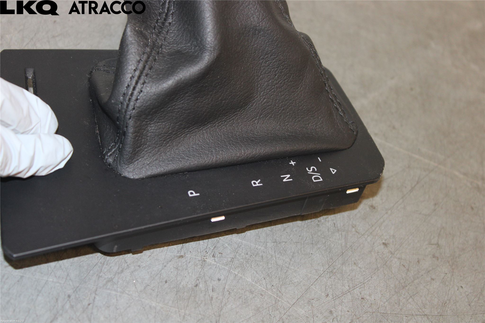 Volkswagen VW POLO VI 18->> Gearspak Mansjett