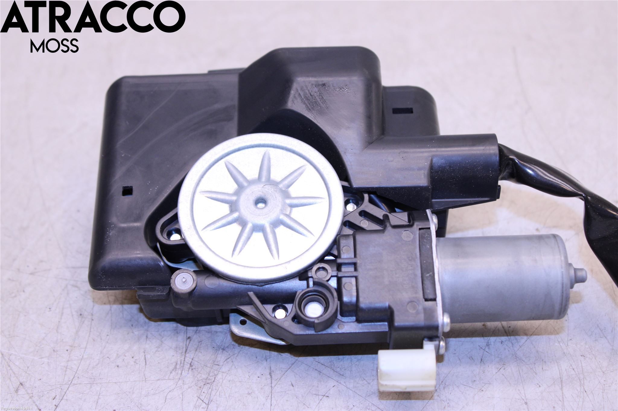 Toyota RAV4 13-18 Bakluke-Lokk Låsekasse