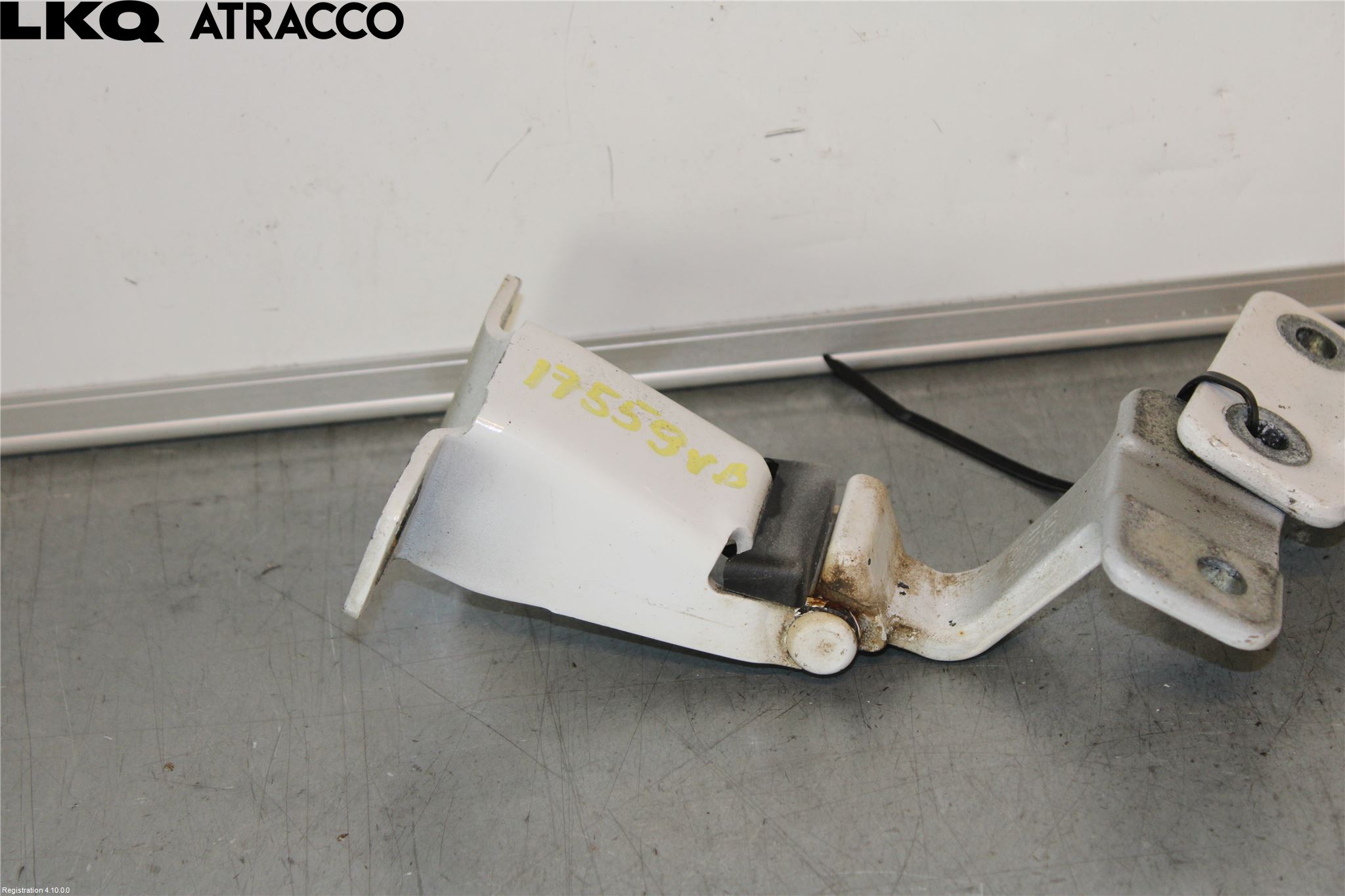 Renault KANGOO II 15-21 Dørhengsel